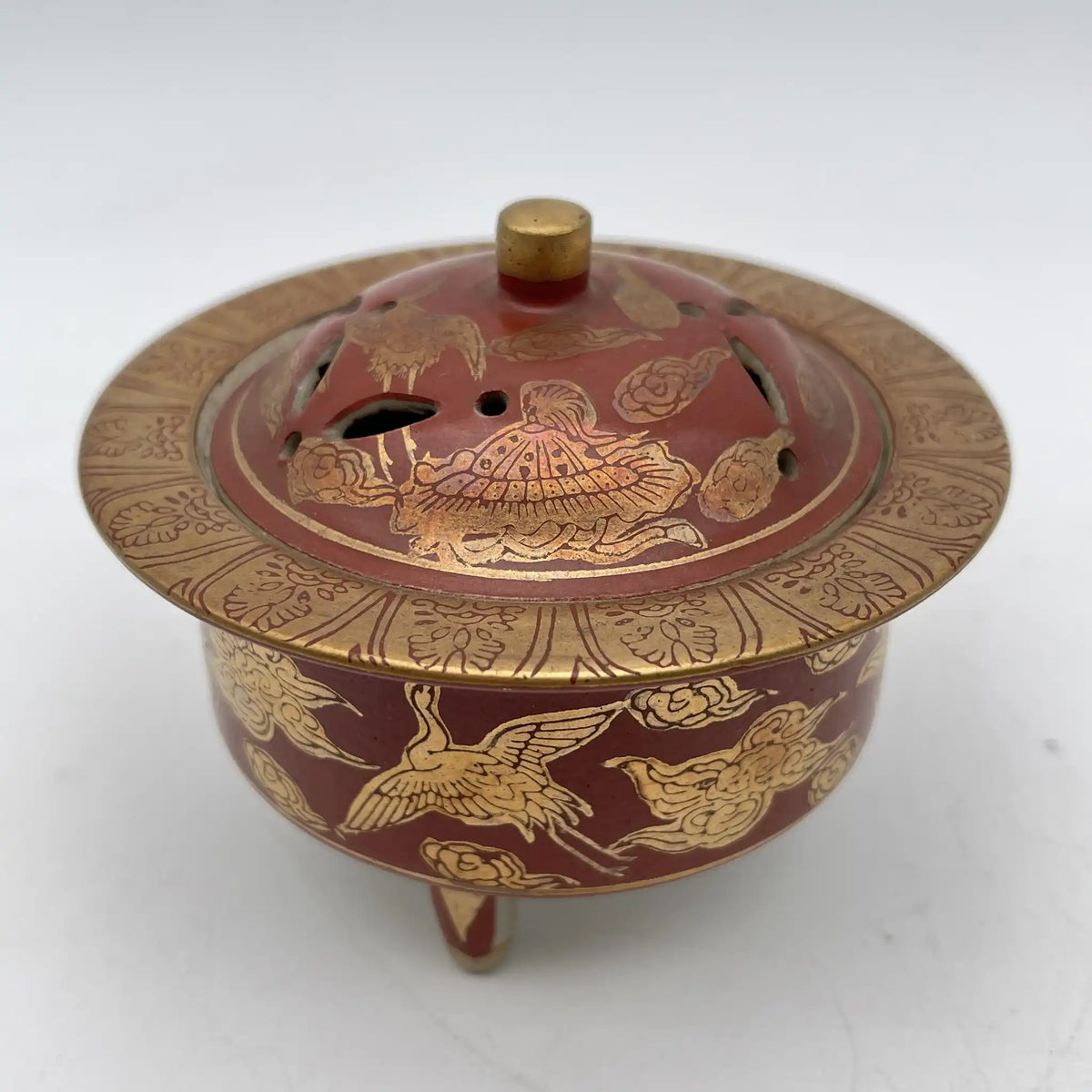 永楽 / 香炉 / 明治末-大正 / 陶器 / 日本 / 鳳凰, 宝尽くし文, 三足 永楽 / 香炉 / 明治末-大正 / 陶器 / 日本 / 鳳凰, 宝尽くし文, 三足