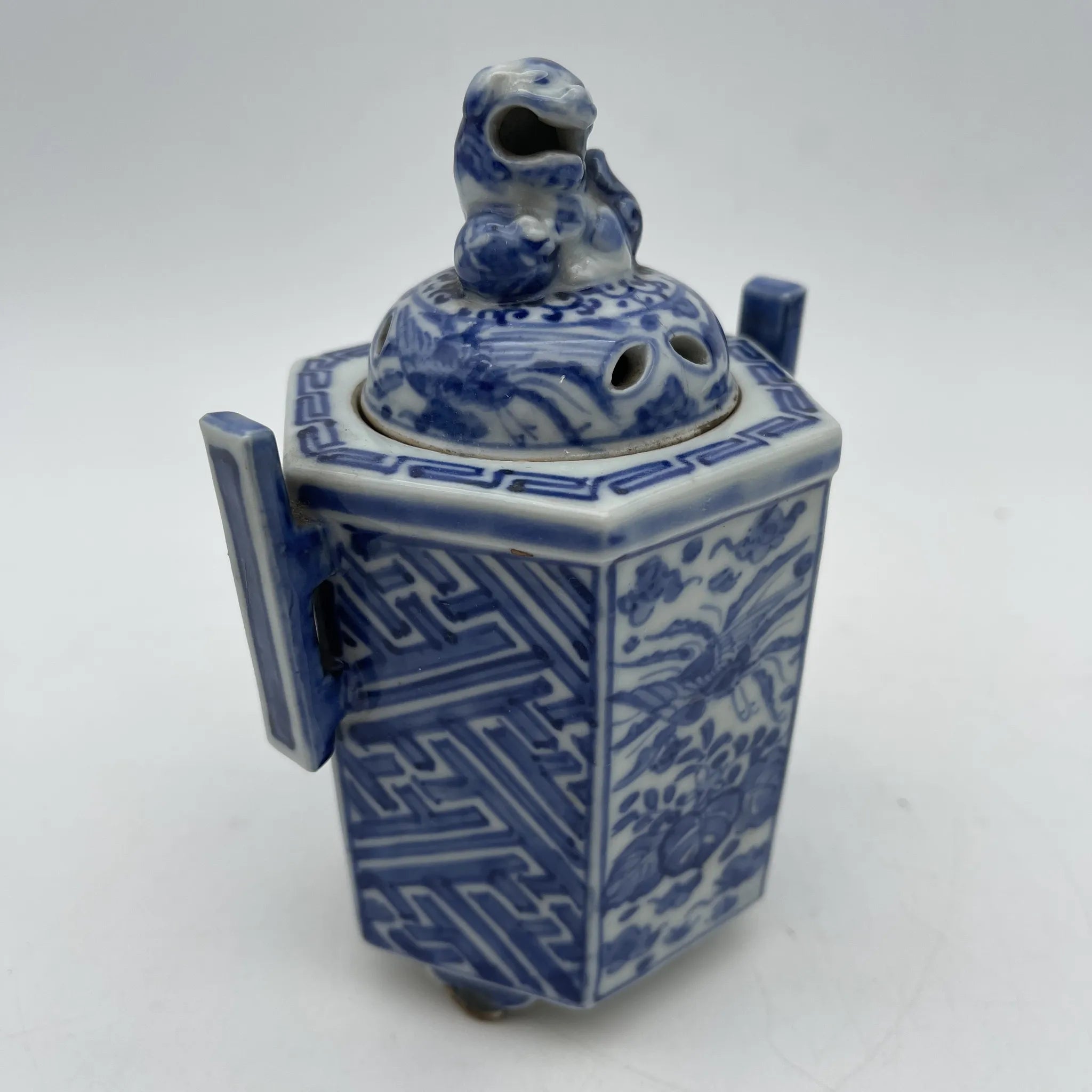 香炉 / 祥瑞 / 推定20C中後期 / 磁器 / 日本 / 獅子, 鳳凰, 青花 / [ビンテージ]