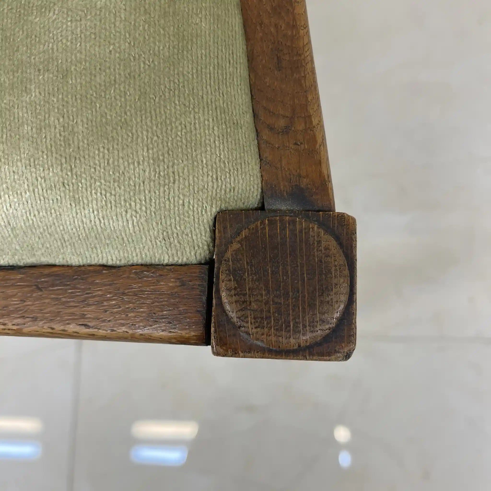 [Vintage] Dining chair / Estimated early mid-20s / Oak / England / Bullboss legs