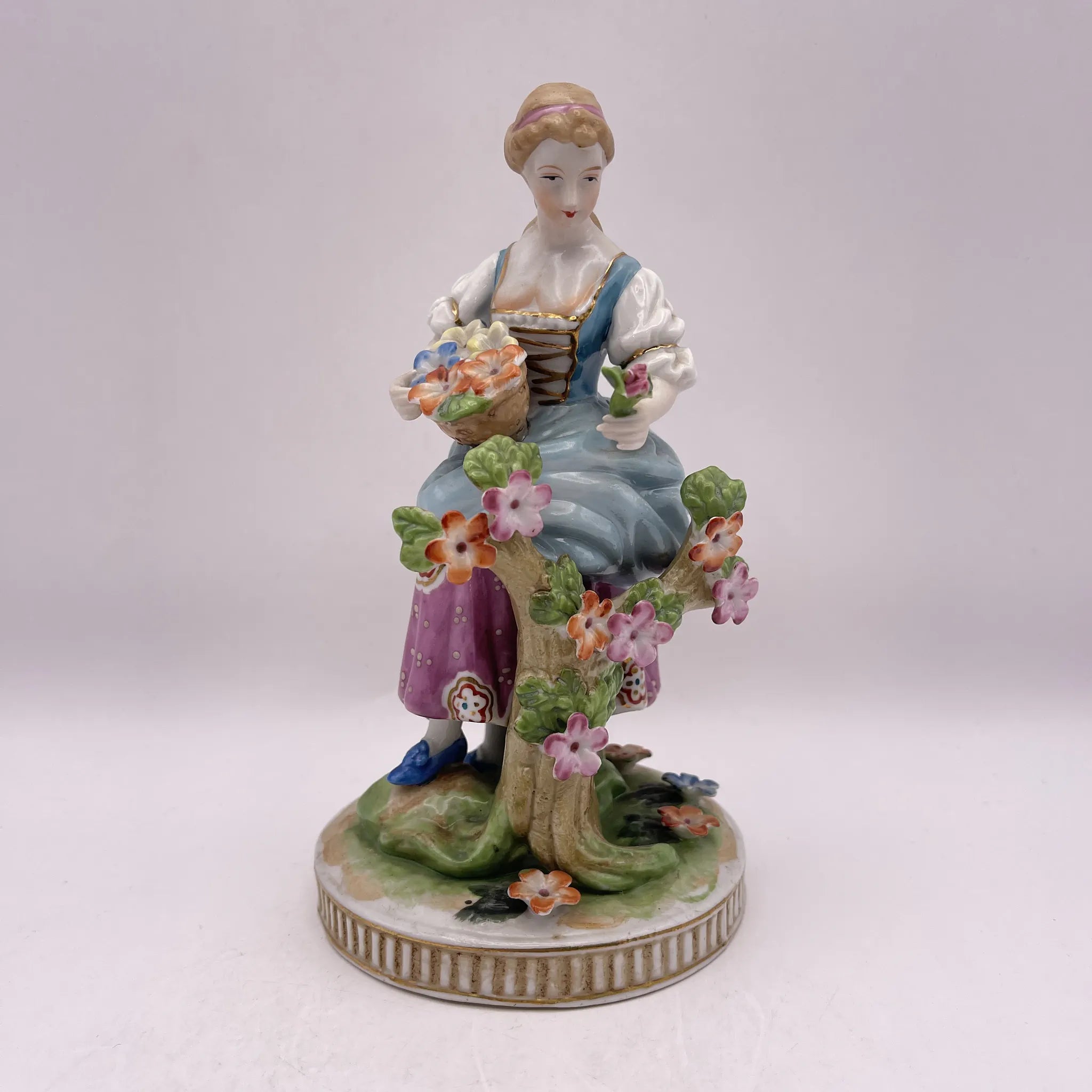[Vintage] Figurine (ceramic doll) / Estimated mid-20C / Porcelain / Japan / Meissen-Dresden style
