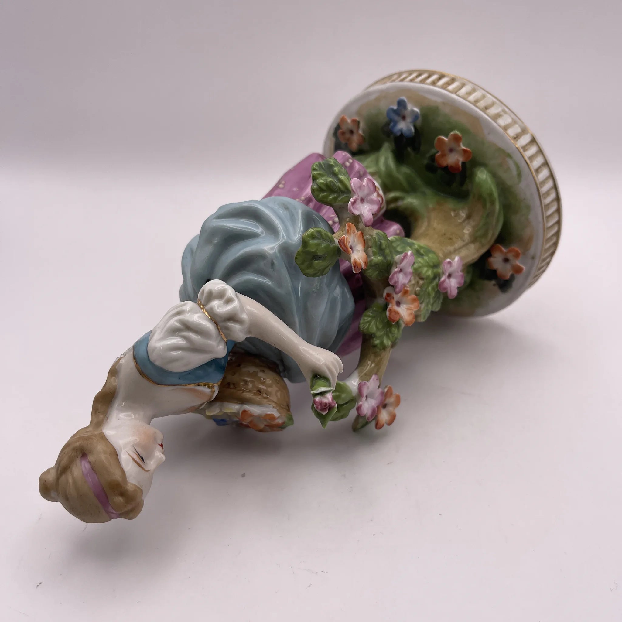 [Vintage] Figurine (ceramic doll) / Estimated mid-20C / Porcelain / Japan / Meissen-Dresden style
