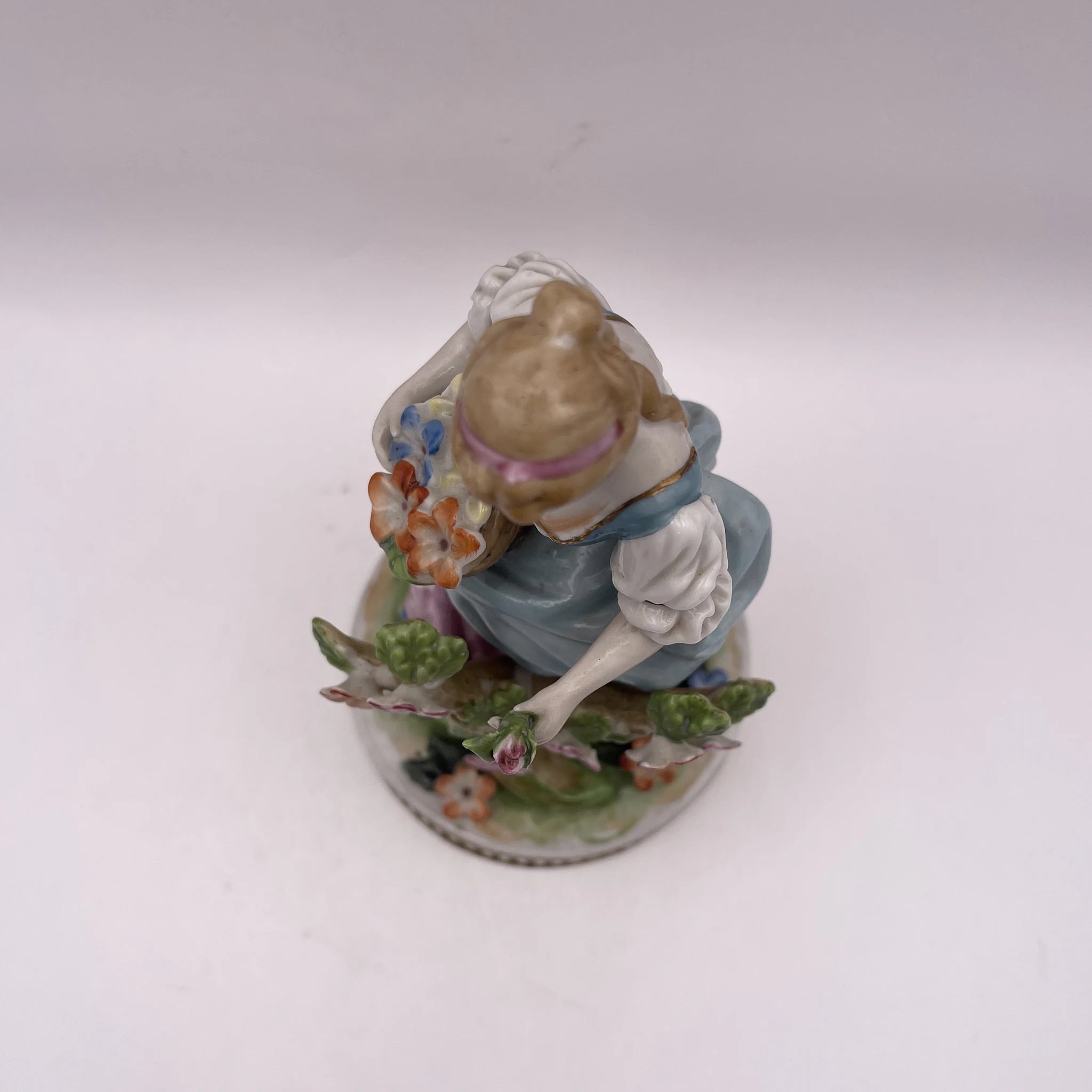 [Vintage] Figurine (ceramic doll) / Estimated mid-20C / Porcelain / Japan / Meissen-Dresden style