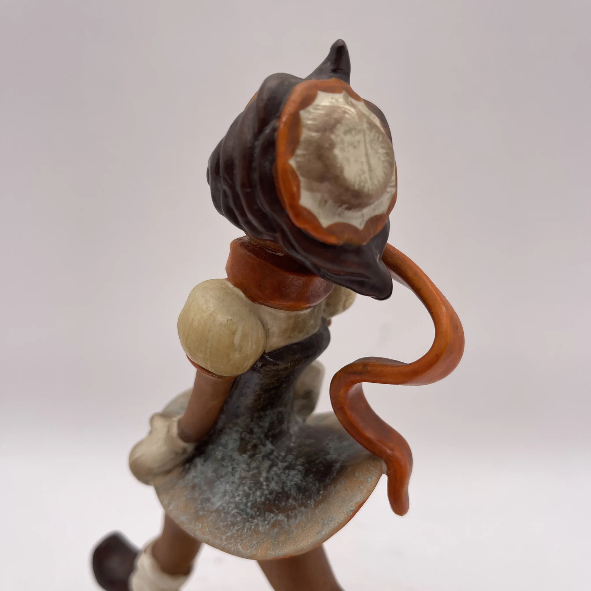 [Vintage] Figurine (ceramic doll) / Estimated mid-20C / Pottery / Japan / Hummel doll style
