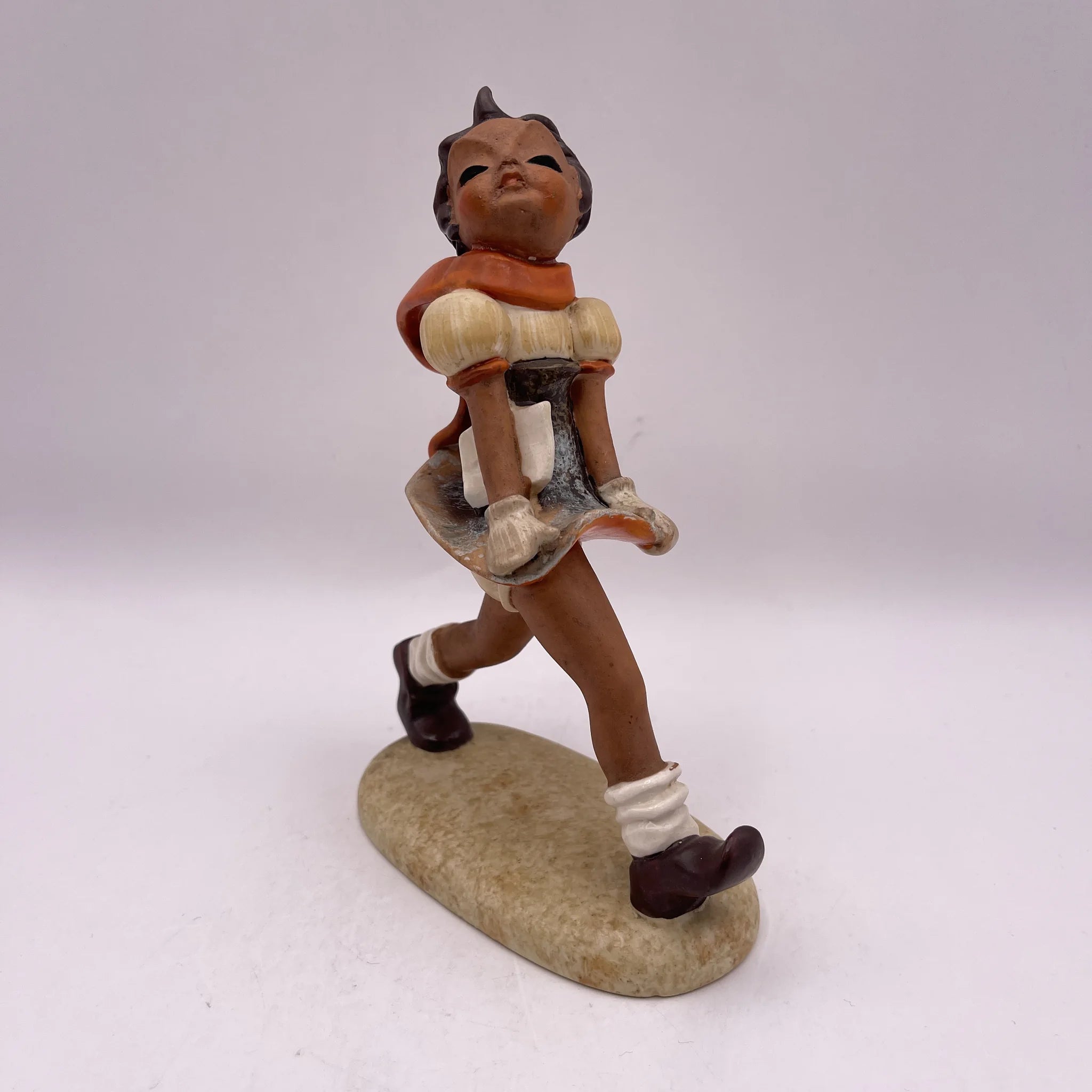 [Vintage] Figurine (ceramic doll) / Estimated mid-20C / Pottery / Japan / Hummel doll style