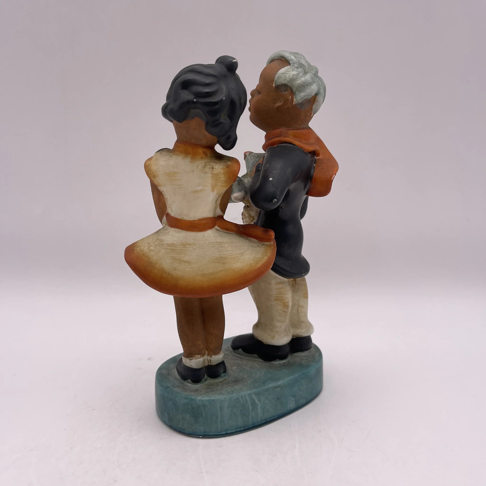 [Vintage] Figurine (ceramic doll) / Estimated mid-20C / Pottery / Japan / Hummel doll style