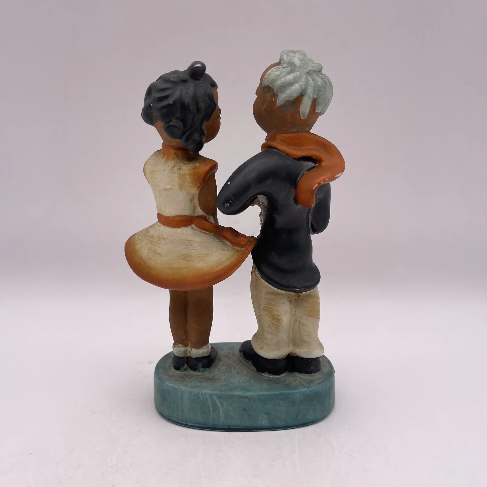 [Vintage] Figurine (ceramic doll) / Estimated mid-20C / Pottery / Japan / Hummel doll style