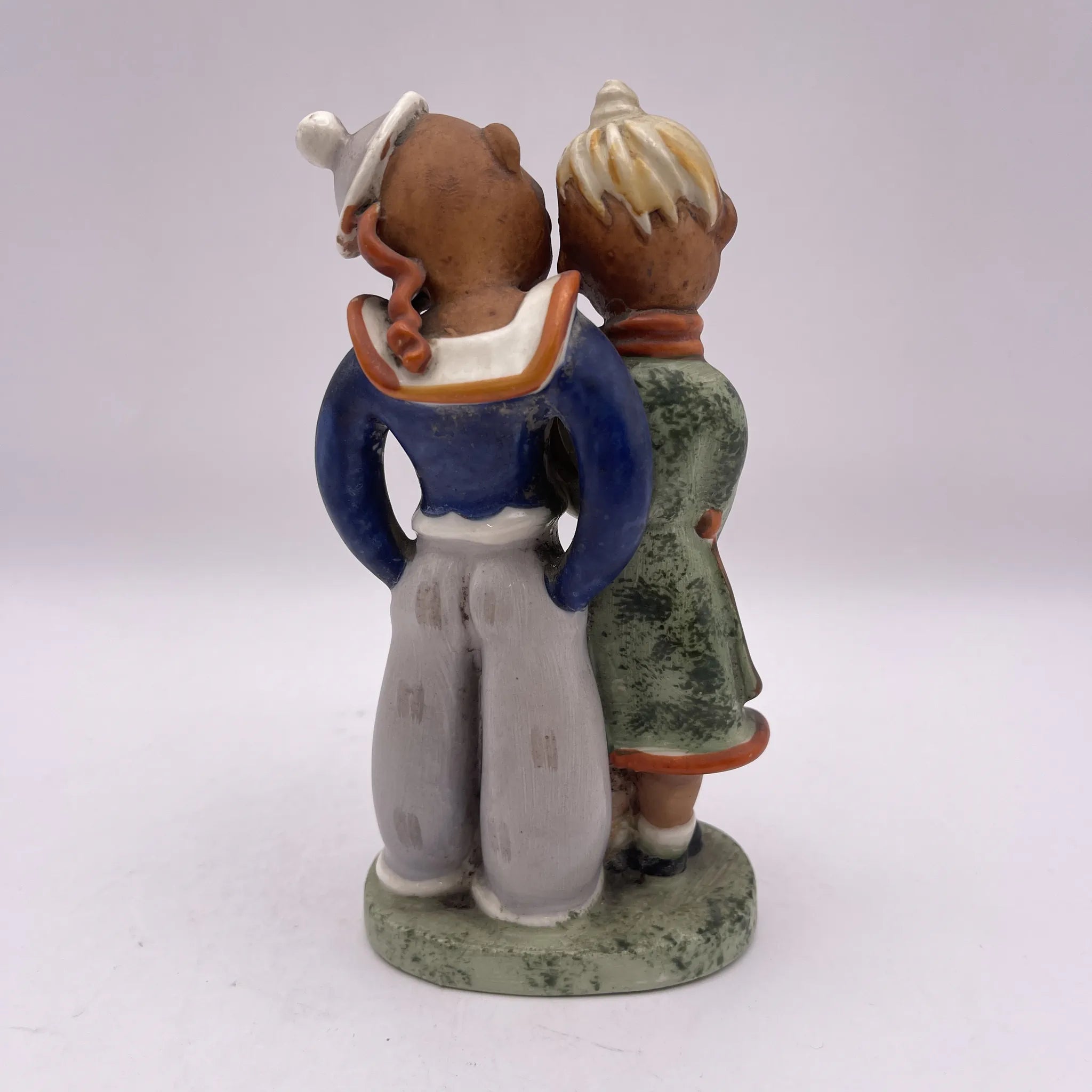 [Vintage] Figurine (ceramic doll) / Estimated mid-20C / Pottery / Japan / Hummel doll style