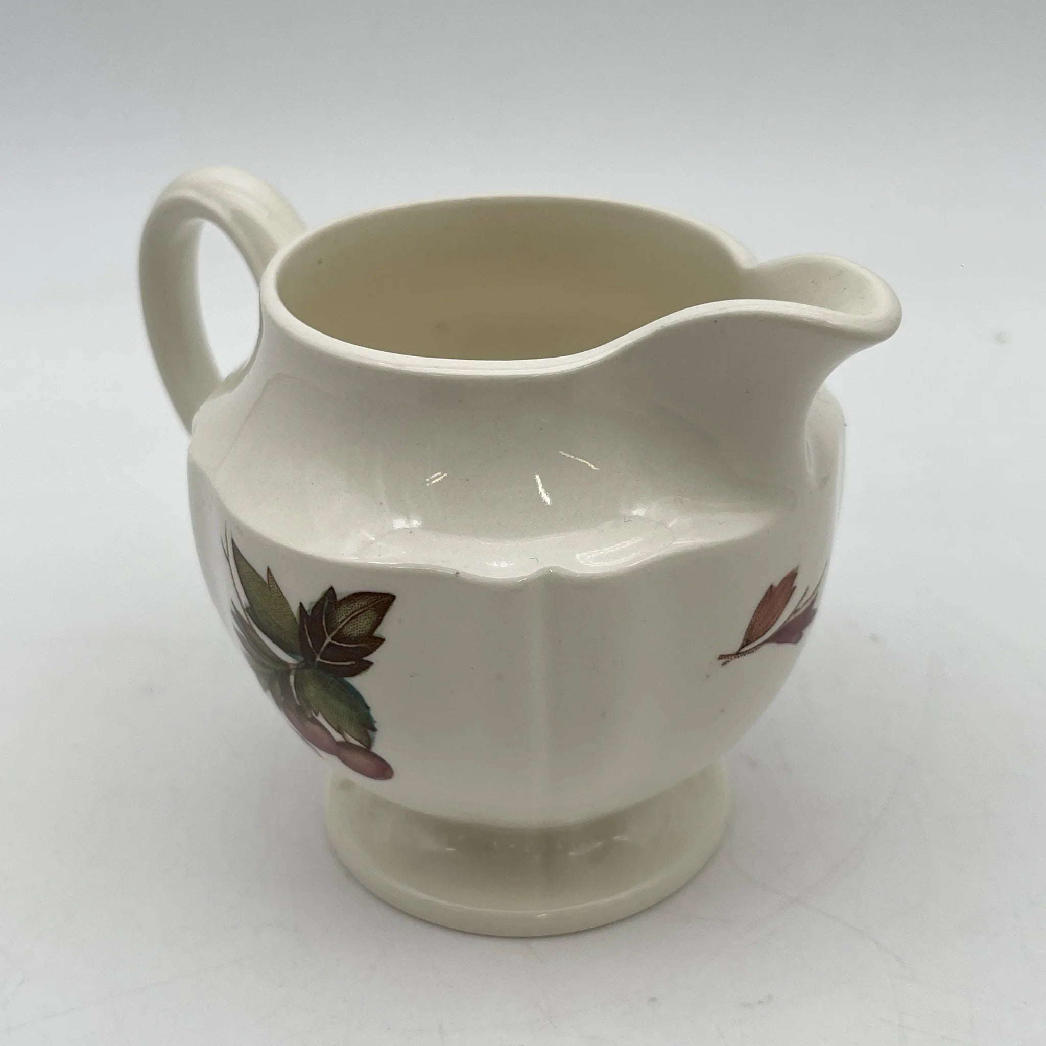 [Vintage] Creamer (milk pitcher) / Wedgewood / Drury Lane / Estimated mid-20C / Pottery / England