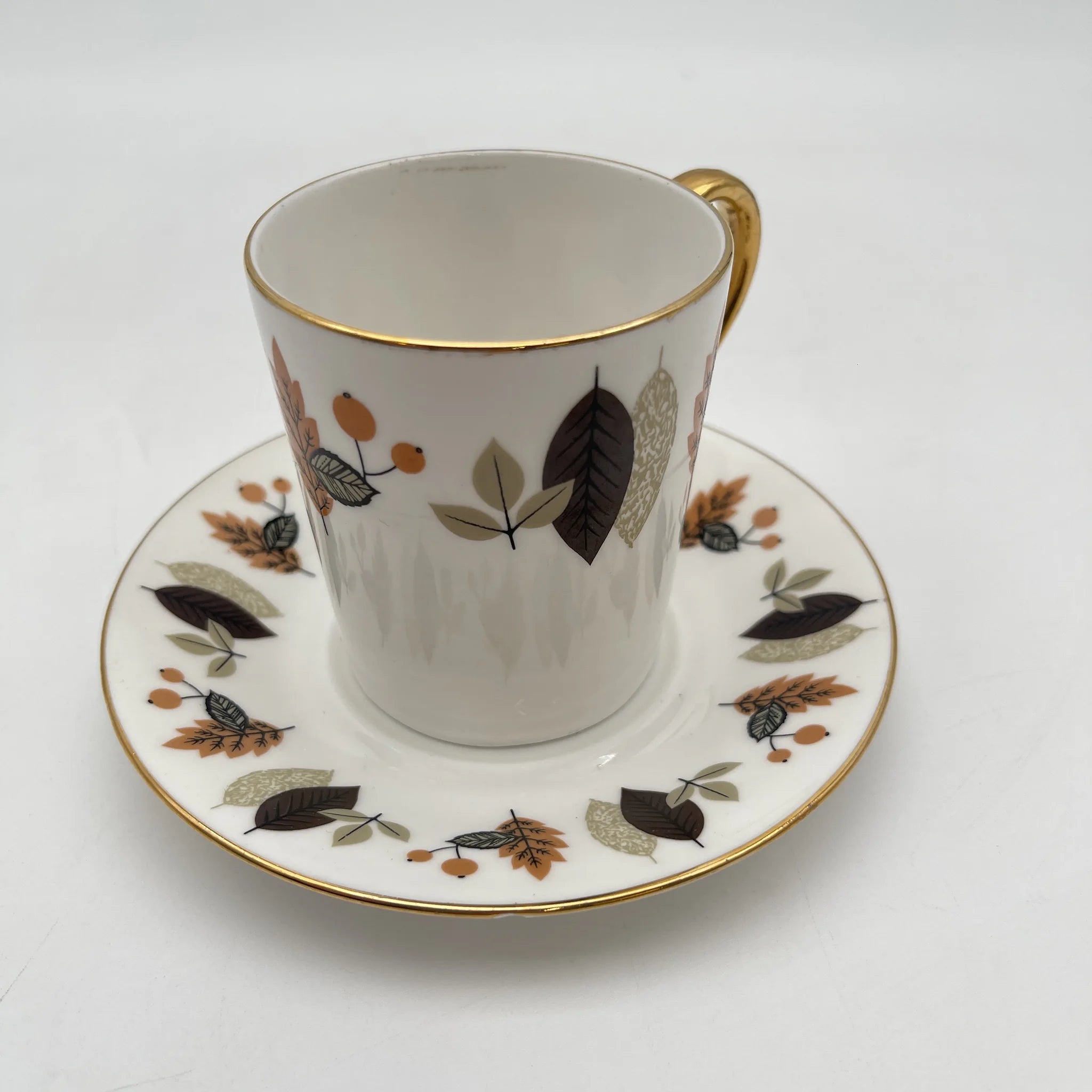 【复古】杯&碟2p / Royal Imperial（皇家帝国）/估计20c中期/ Bone China /英国/ otamleaf，金彩