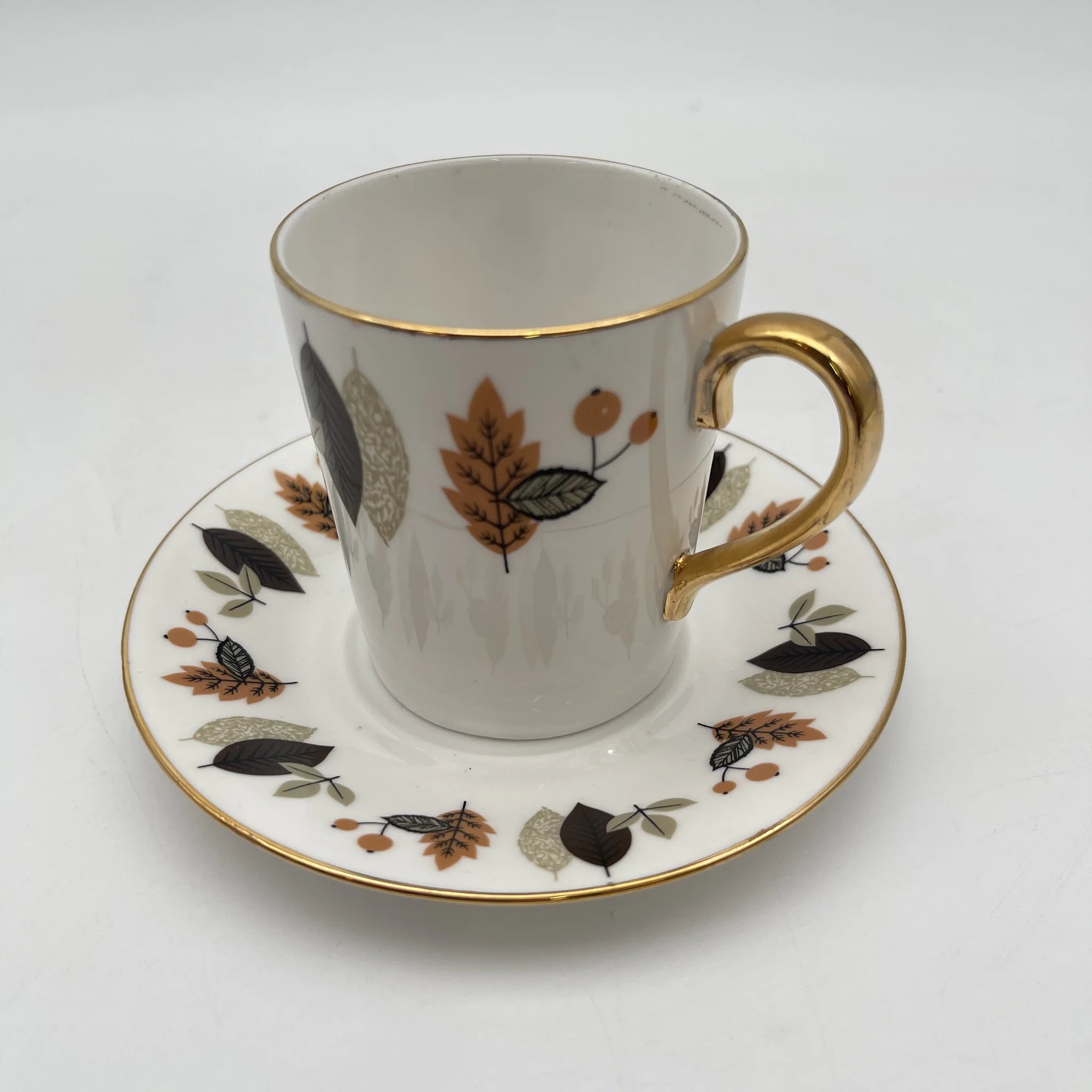 【复古】杯&碟2p / Royal Imperial（皇家帝国）/估计20c中期/ Bone China /英国/ otamleaf，金彩