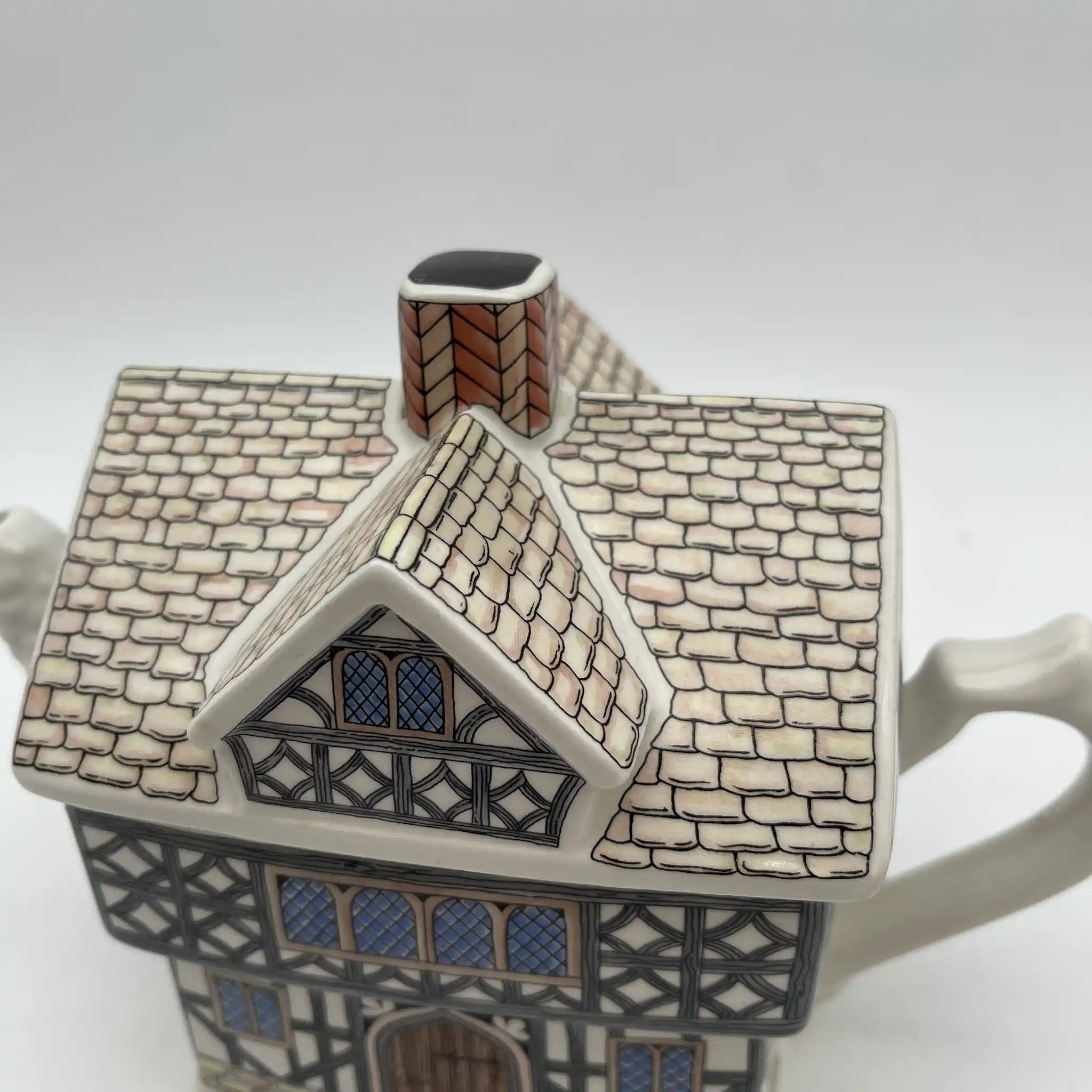 【リユース】 ティーポット / James Sadler & Sons / English Country Houses / Tudor House / 推定1990s / 陶器 / イギリス / チューダー様式, ハーフ・ティンバー