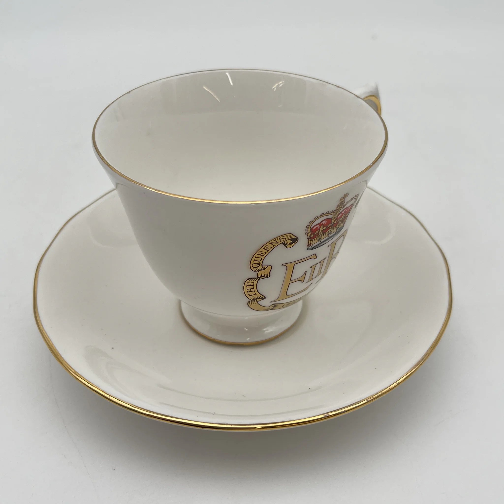 [Vintage] Cup & Saucer / Queen Anne / The Queen's Silver Jubilee 1952-1977 / 1977 / Bone China / England / Queen Elizabeth II, Gold