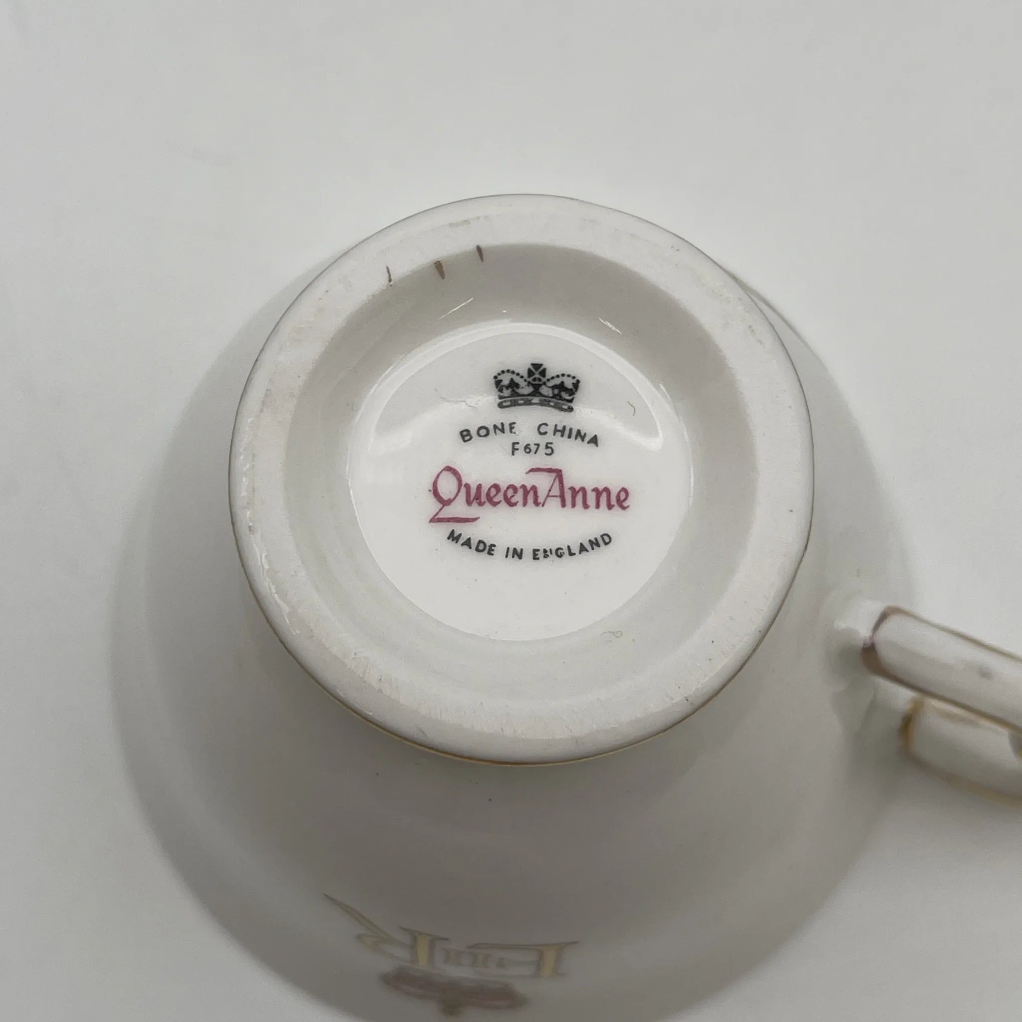 [Vintage] Cup & Saucer / Queen Anne / The Queen's Silver Jubilee 1952-1977 / 1977 / Bone China / England / Queen Elizabeth II, Gold