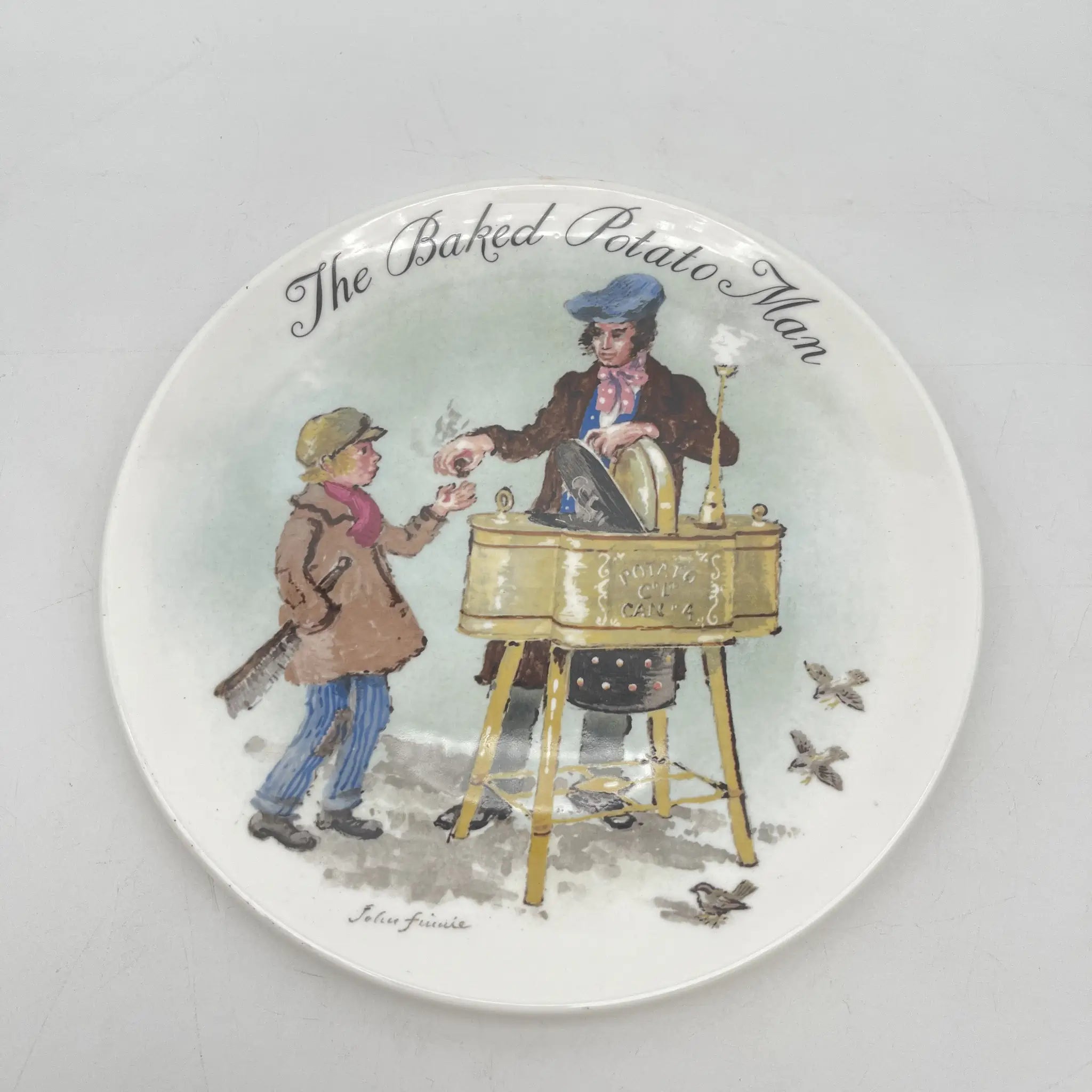 [Vintage] Dessert plate (medium plate) / Wedgewood / The Street Sellers of London / The Baked Potato Man / 1985 / Bone China / England