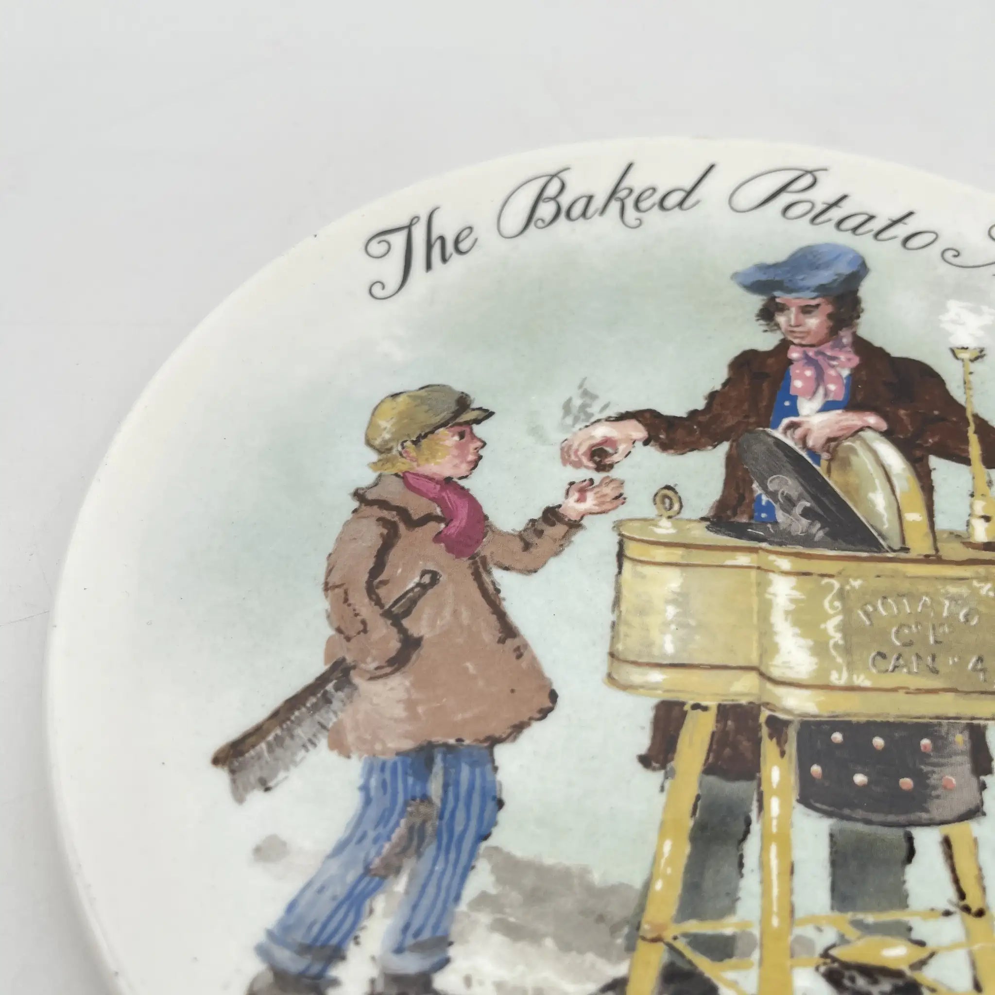 [Vintage] Dessert plate (medium plate) / Wedgewood / The Street Sellers of London / The Baked Potato Man / 1985 / Bone China / England