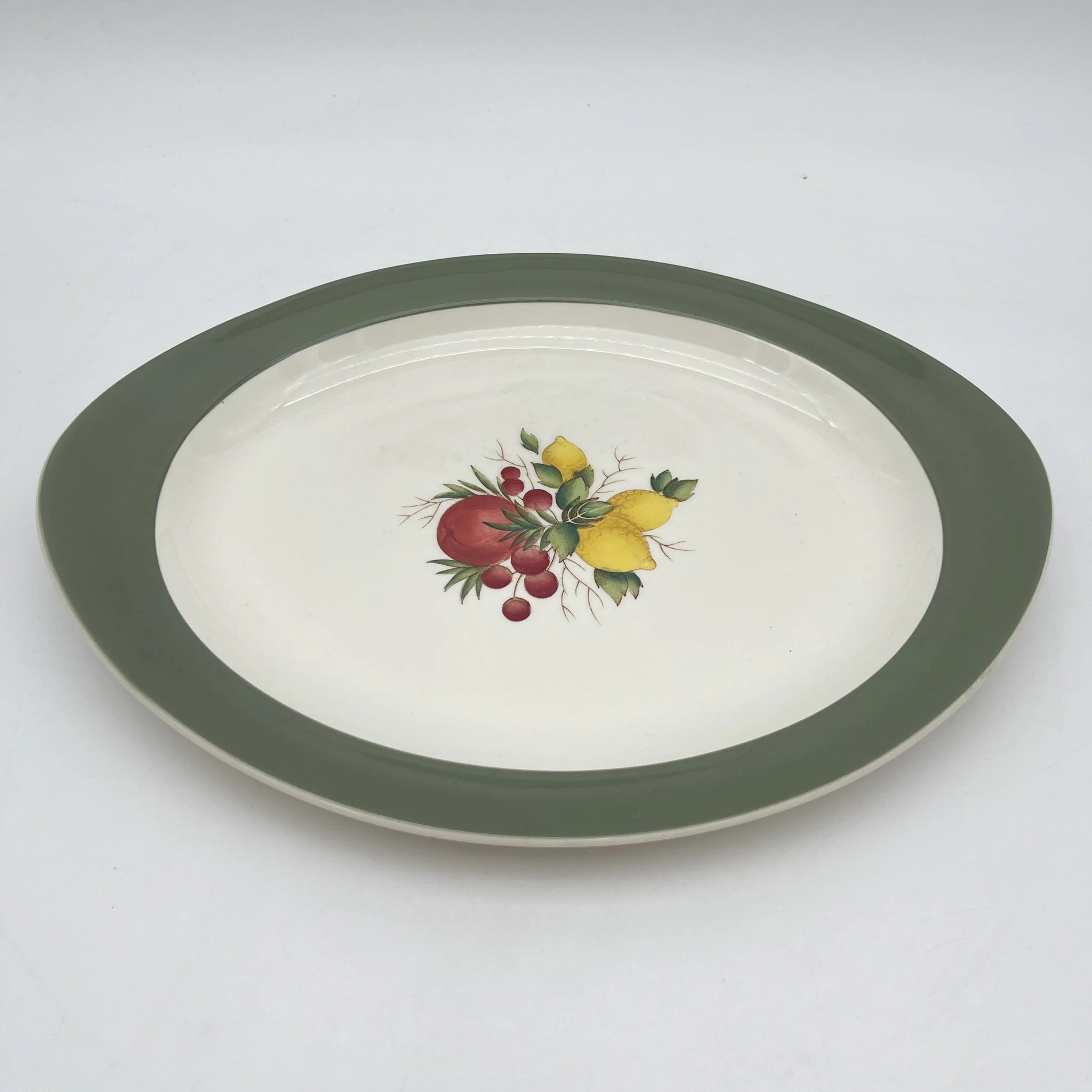 [Vintage] Platter (large plate) / Wedgewood / Covent Garden / Estimated mid-20C / Pottery / England / Botanical art