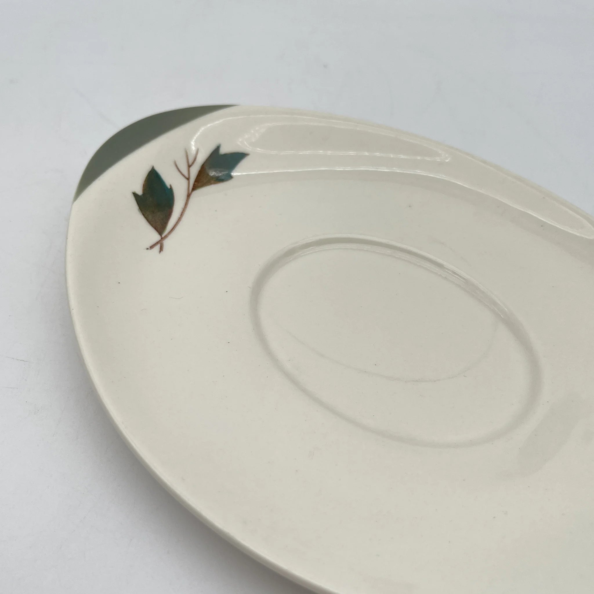 [Vintage] Sauce boat & saucer / Wedgewood / Covent Garden / Estimated mid-20C / Pottery / England / Botanical art
