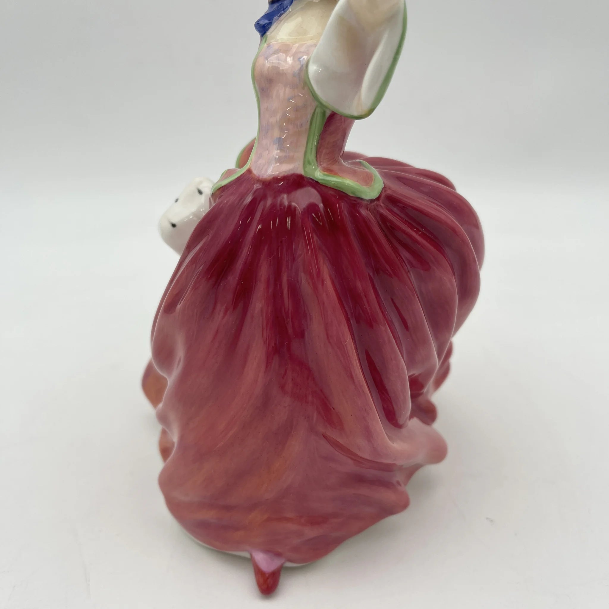 【复古】陶瓷器玩偶/ Royal Doulton / Autumn Breezes / 20c中后期/ Bone China /英国/ Leslie Harradine，手绘