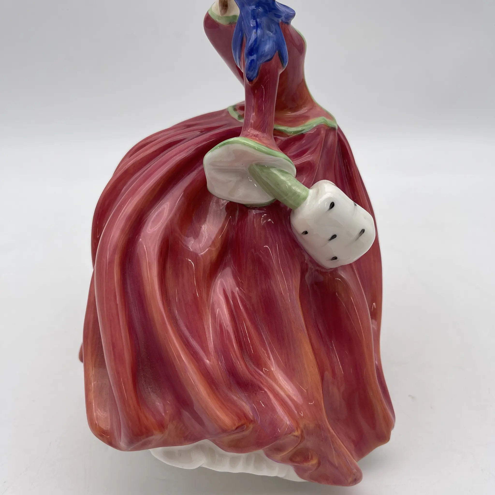 【复古】陶瓷器玩偶/ Royal Doulton / Autumn Breezes / 20c中后期/ Bone China /英国/ Leslie Harradine，手绘