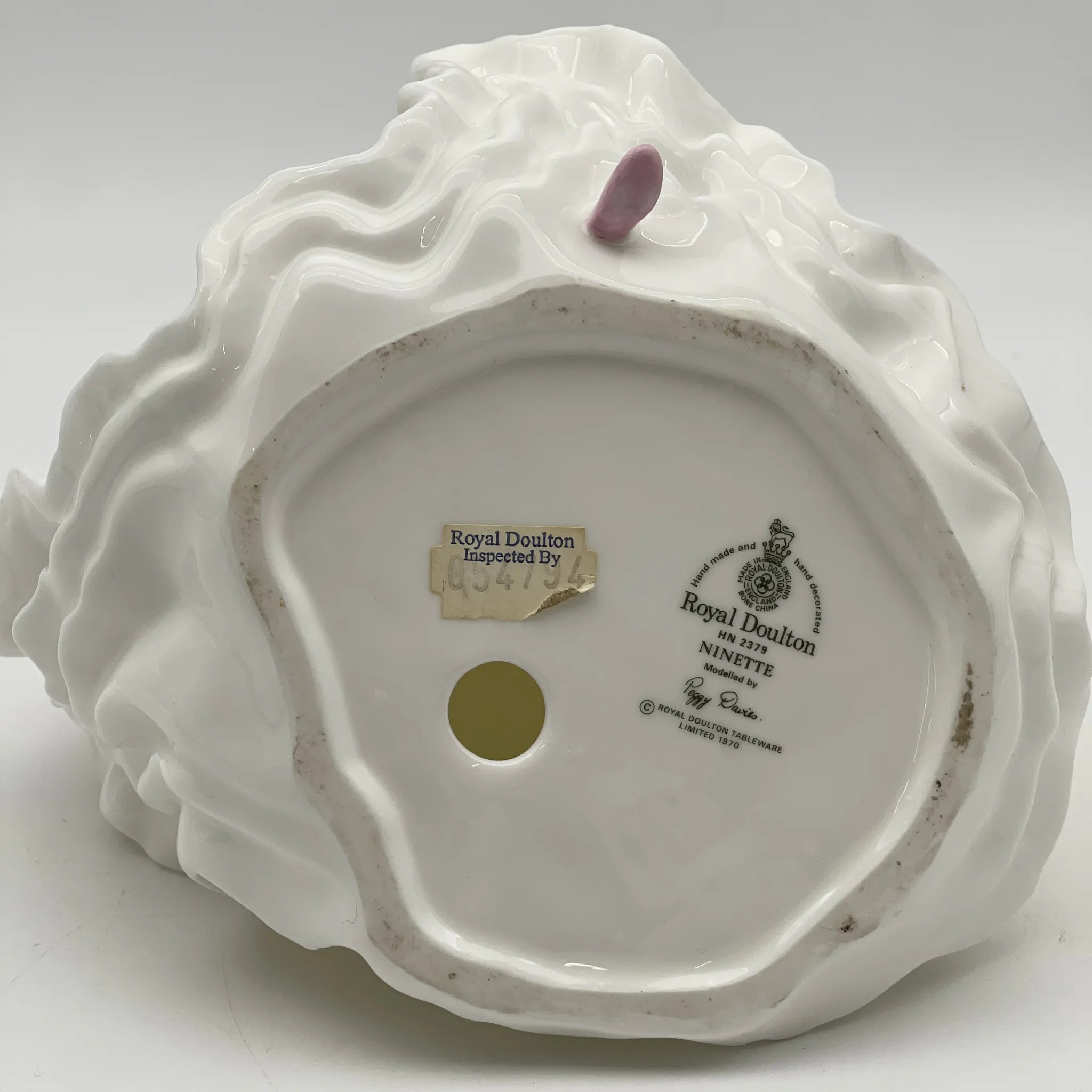 【复古】陶俑/ Royal Doulton / Ninette / 20c后期/ Bone China /英国/ Peggy Davies，手绘