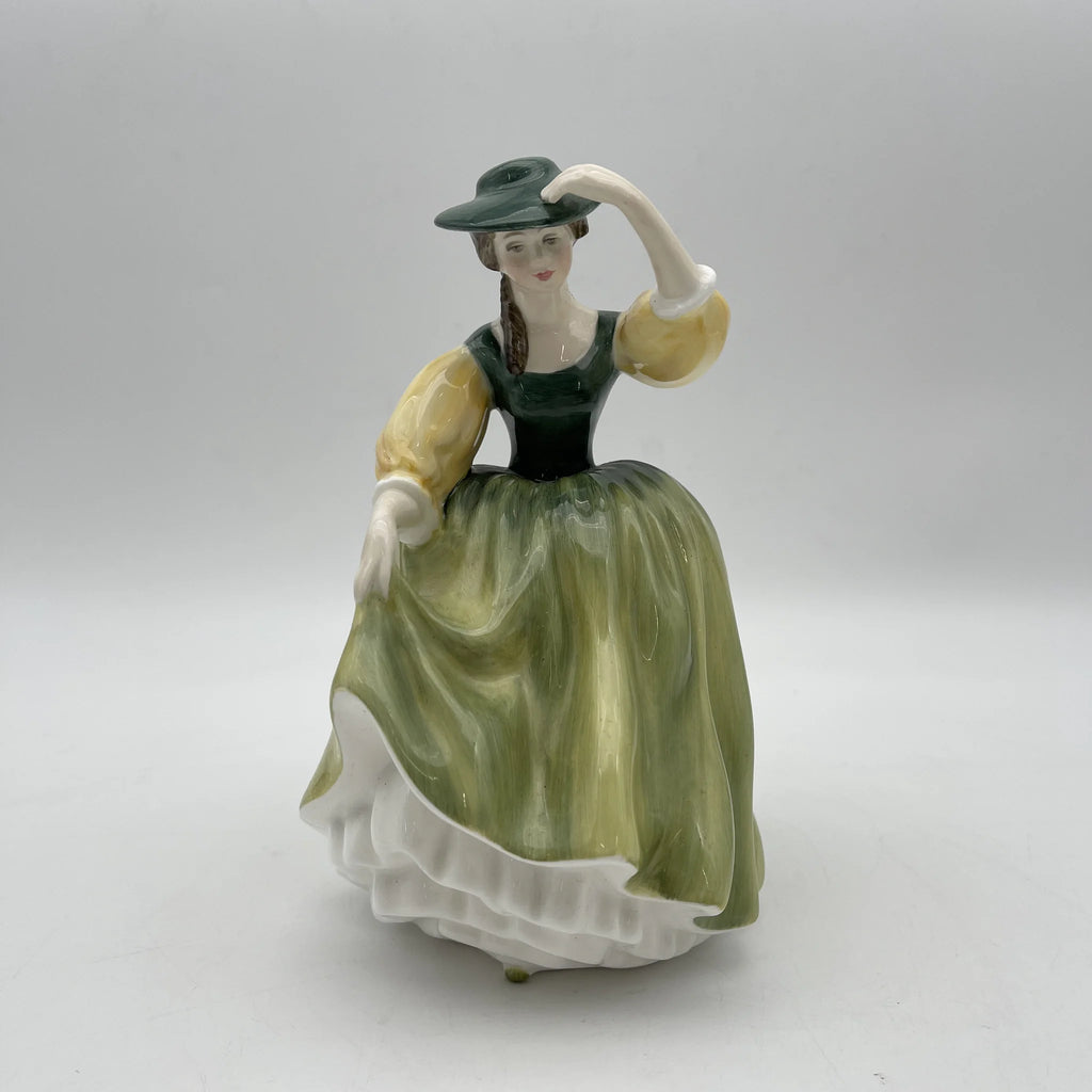 Royal Doulton (ロイヤルドルトン) / フィギュリン (陶磁器人形