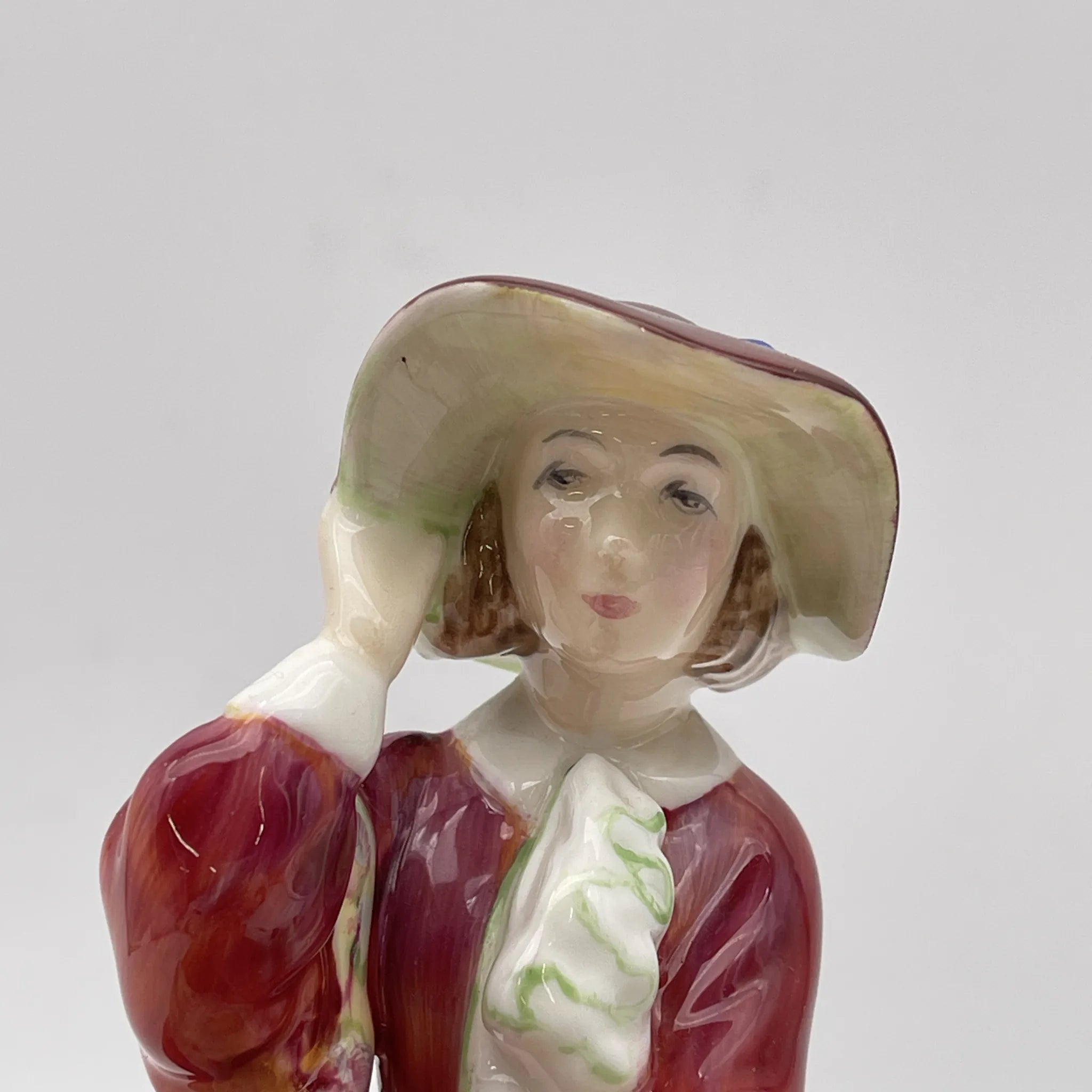 【复古】手办（陶瓷器人偶）/ Royal Doulton / Top o' the Hill / 20c中后期/ Bone China /英国/手绘