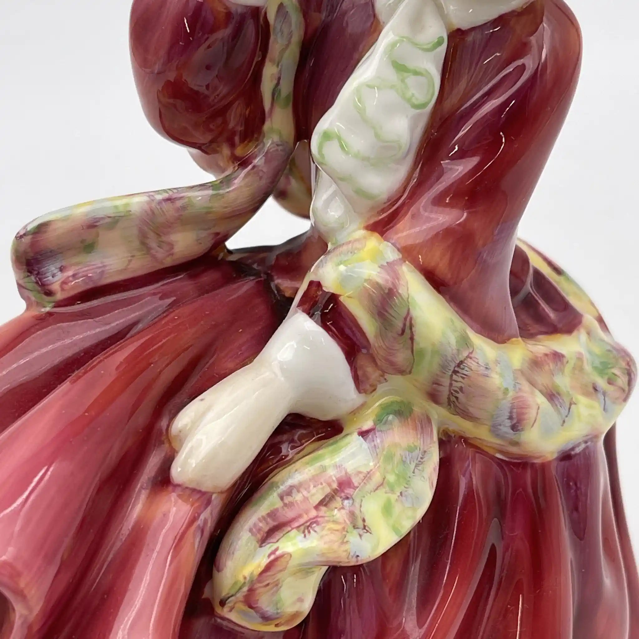 【复古】手办（陶瓷器人偶）/ Royal Doulton / Top o' the Hill / 20c中后期/ Bone China /英国/手绘