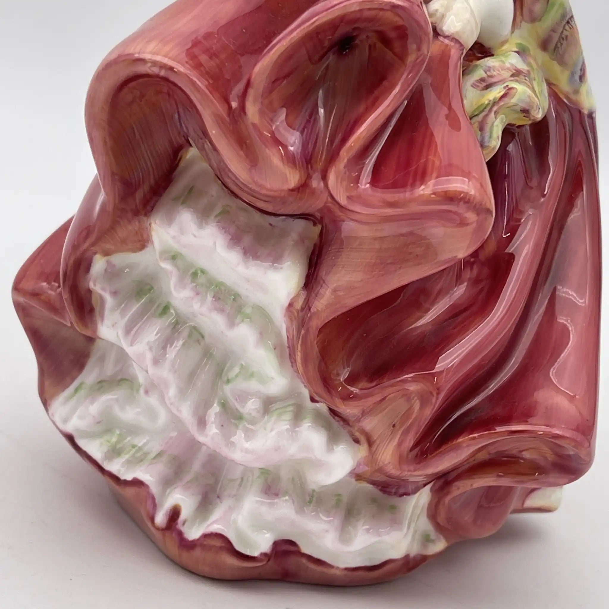 【复古】手办（陶瓷器人偶）/ Royal Doulton / Top o' the Hill / 20c中后期/ Bone China /英国/手绘