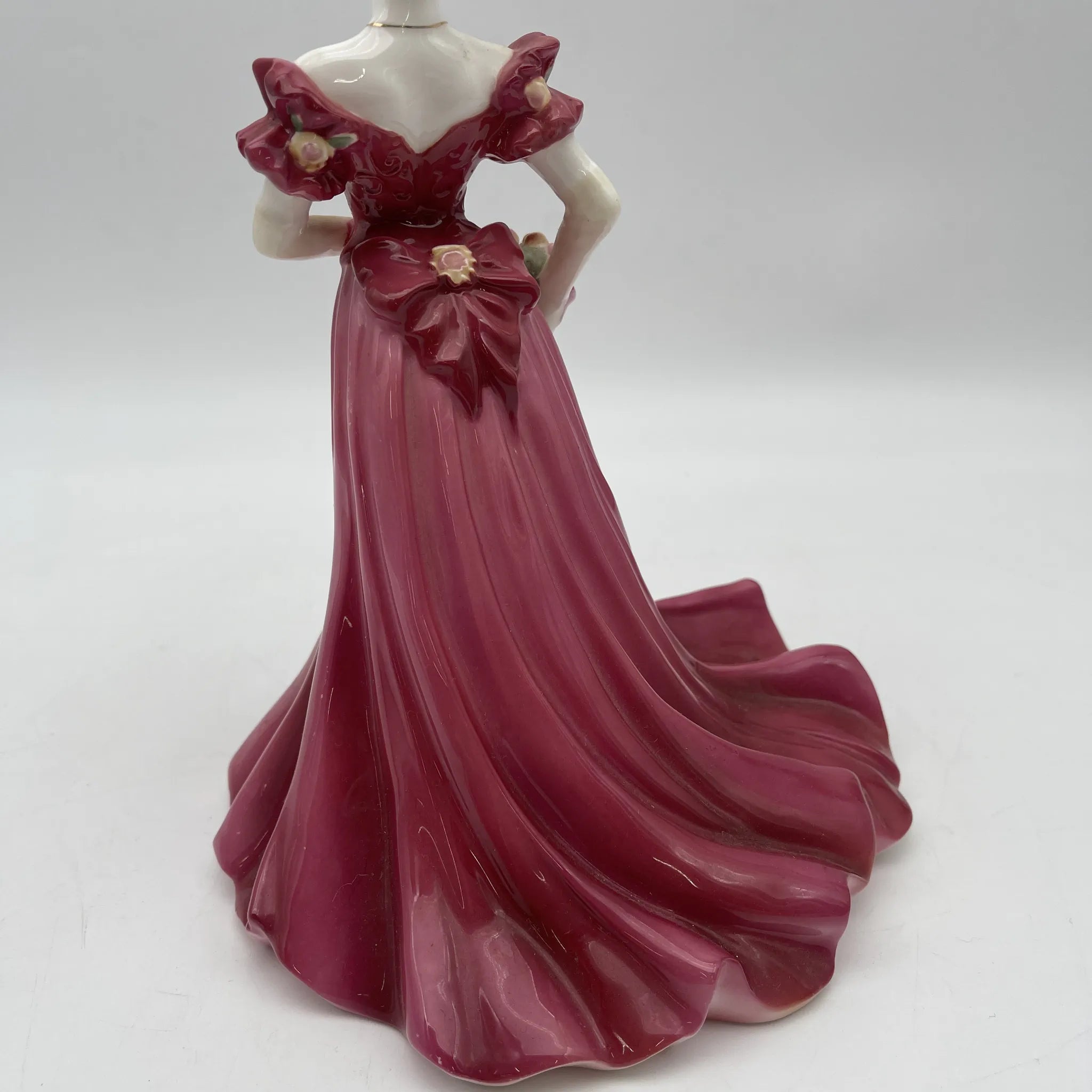 Coalport / フィギュリン (陶磁器人形) / Ladies of Fashion / Jenny / 推定2000前後 / Bone China / イギリス / Jack Glynn, ハンドペイント / [リユース]