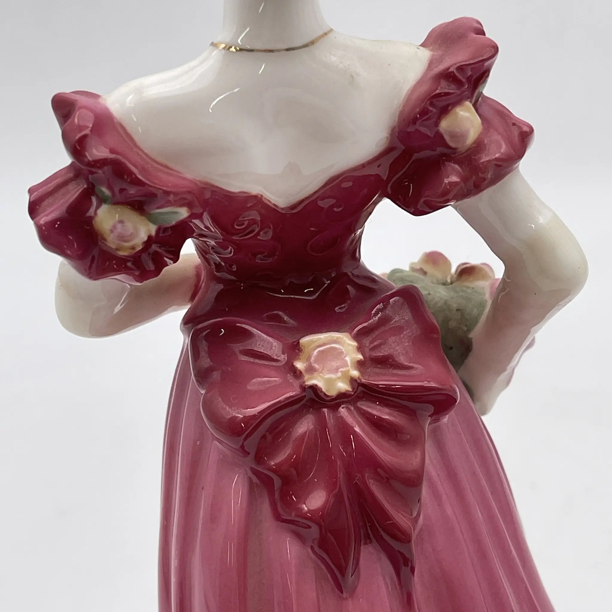 リユース】 フィギュリン (陶磁器人形) / Coalport / Ladies of