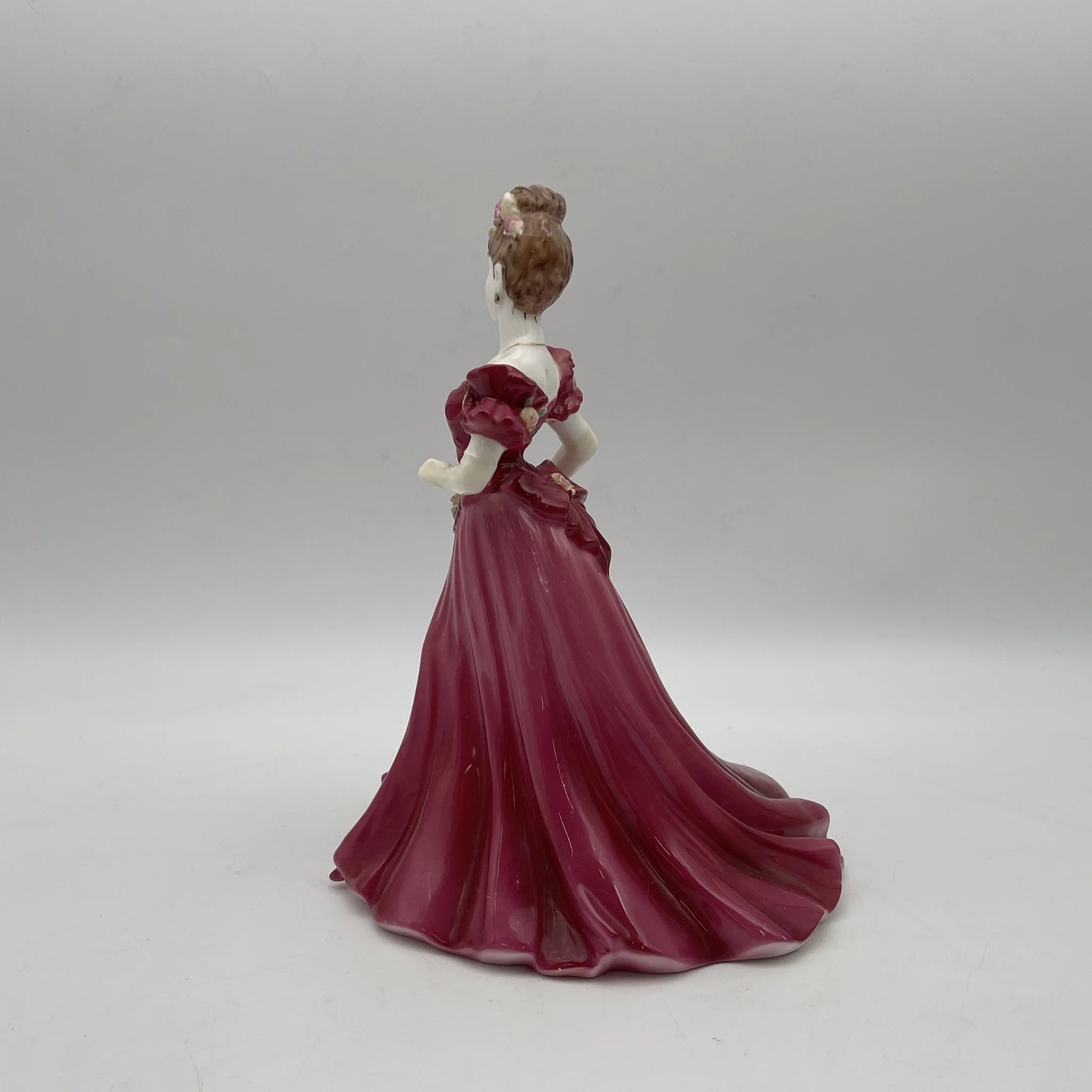 リユース】 フィギュリン (陶磁器人形) / Coalport / Ladies of