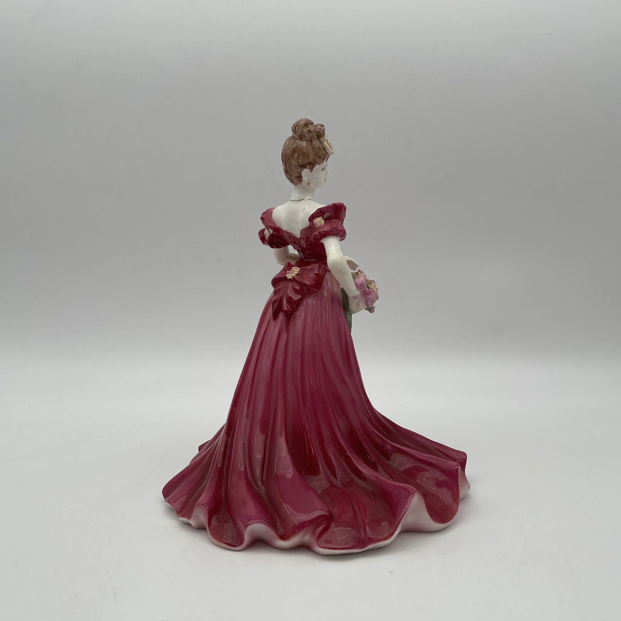 Coalport / フィギュリン (陶磁器人形) / Ladies of Fashion / Jenny / 推定2000前後 / Bone China / イギリス / Jack Glynn, ハンドペイント / [リユース]