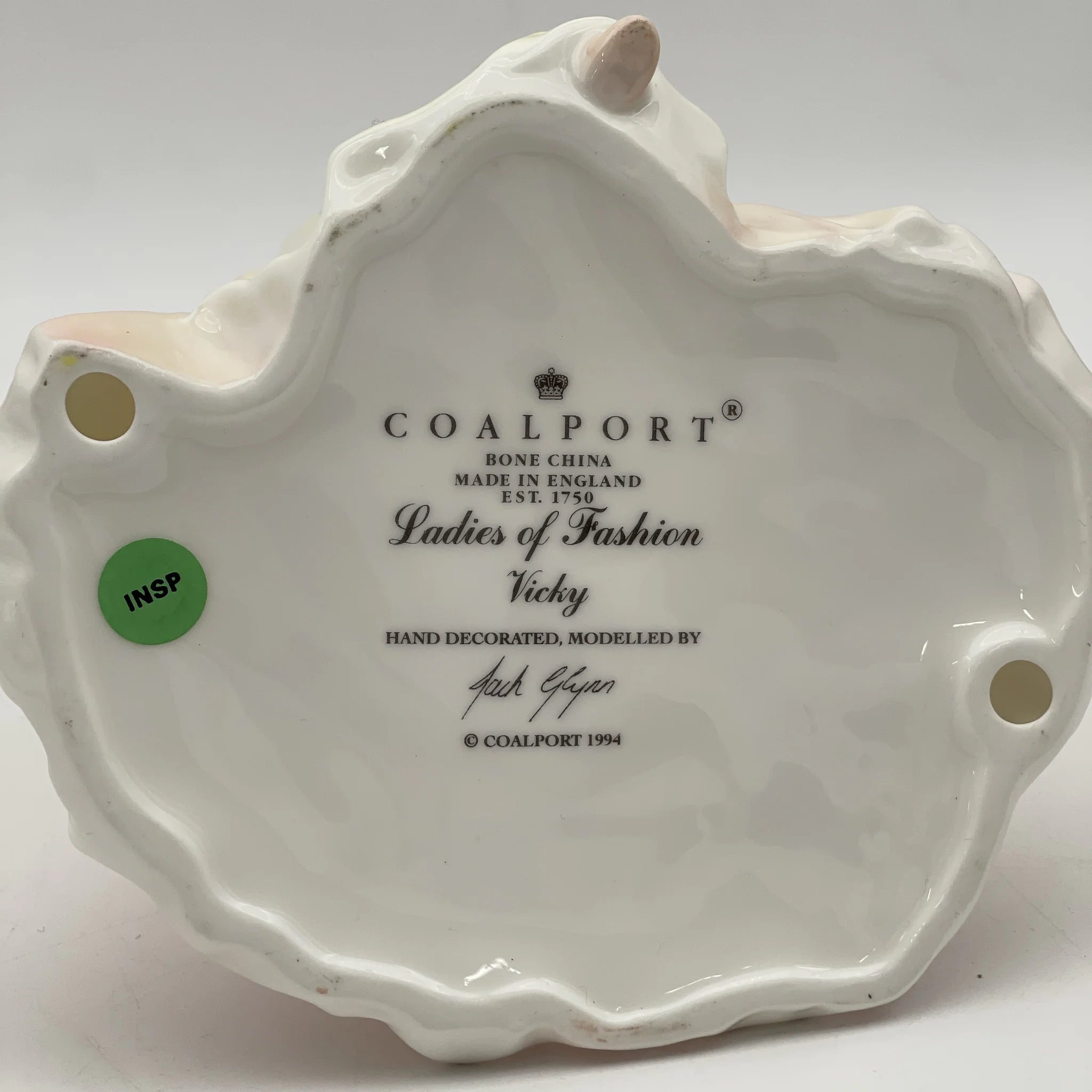 [Reuse] Figurine (ceramic doll) / Coalport / Ladies of Fashion / Vicky / Estimated around 2000 / Bone China / England / Jack Glynn, hand painted