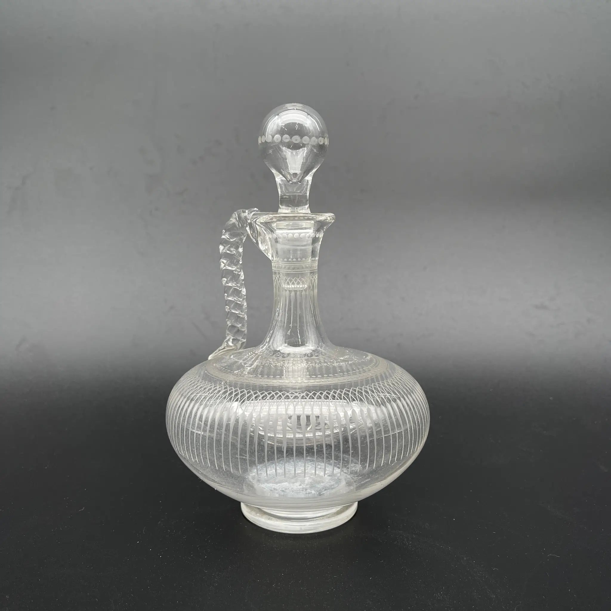 [Antique] Decanter / Estimated around 1900 / Crystal glass / Europe / Etching, twist handle