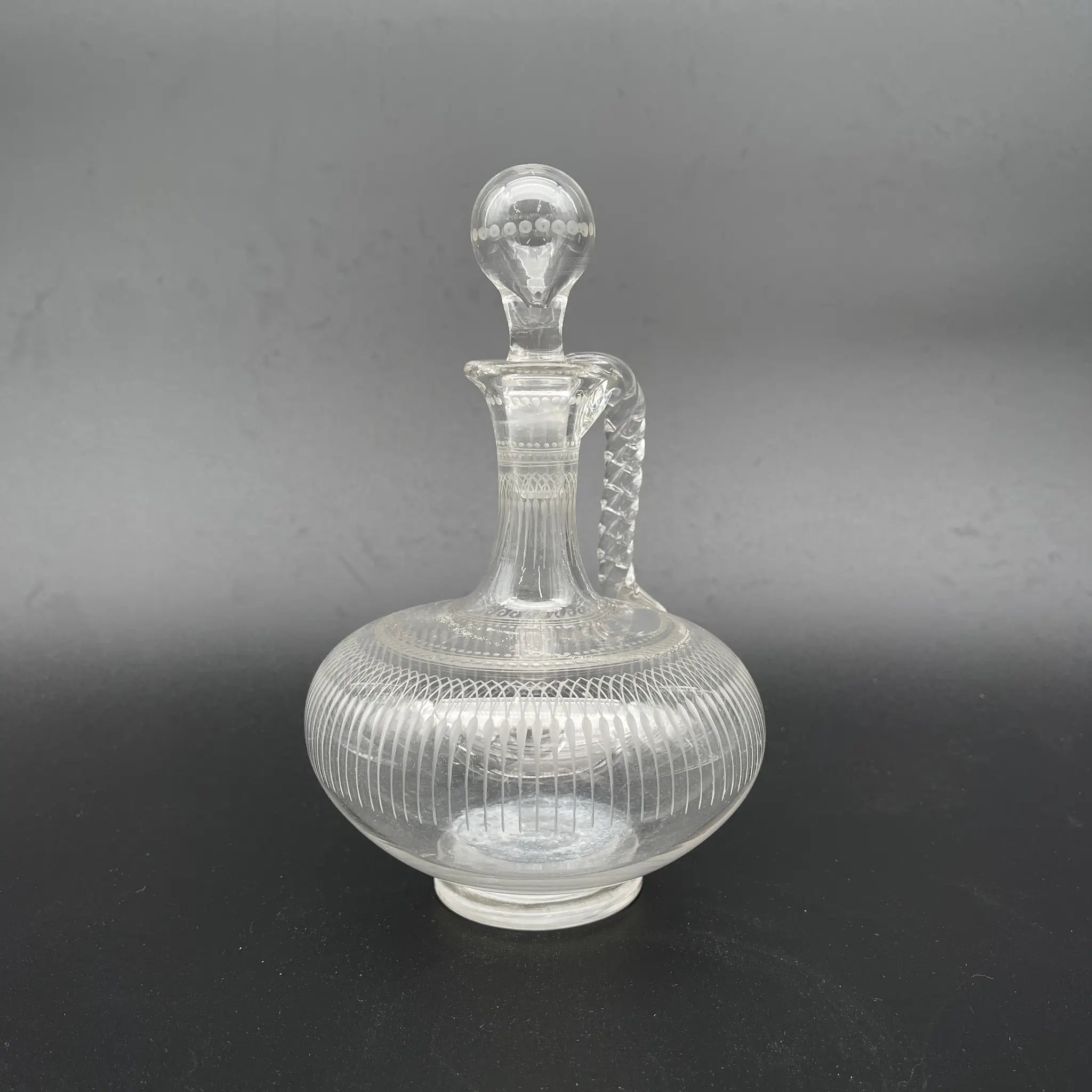[Antique] Decanter / Estimated around 1900 / Crystal glass / Europe / Etching, twist handle