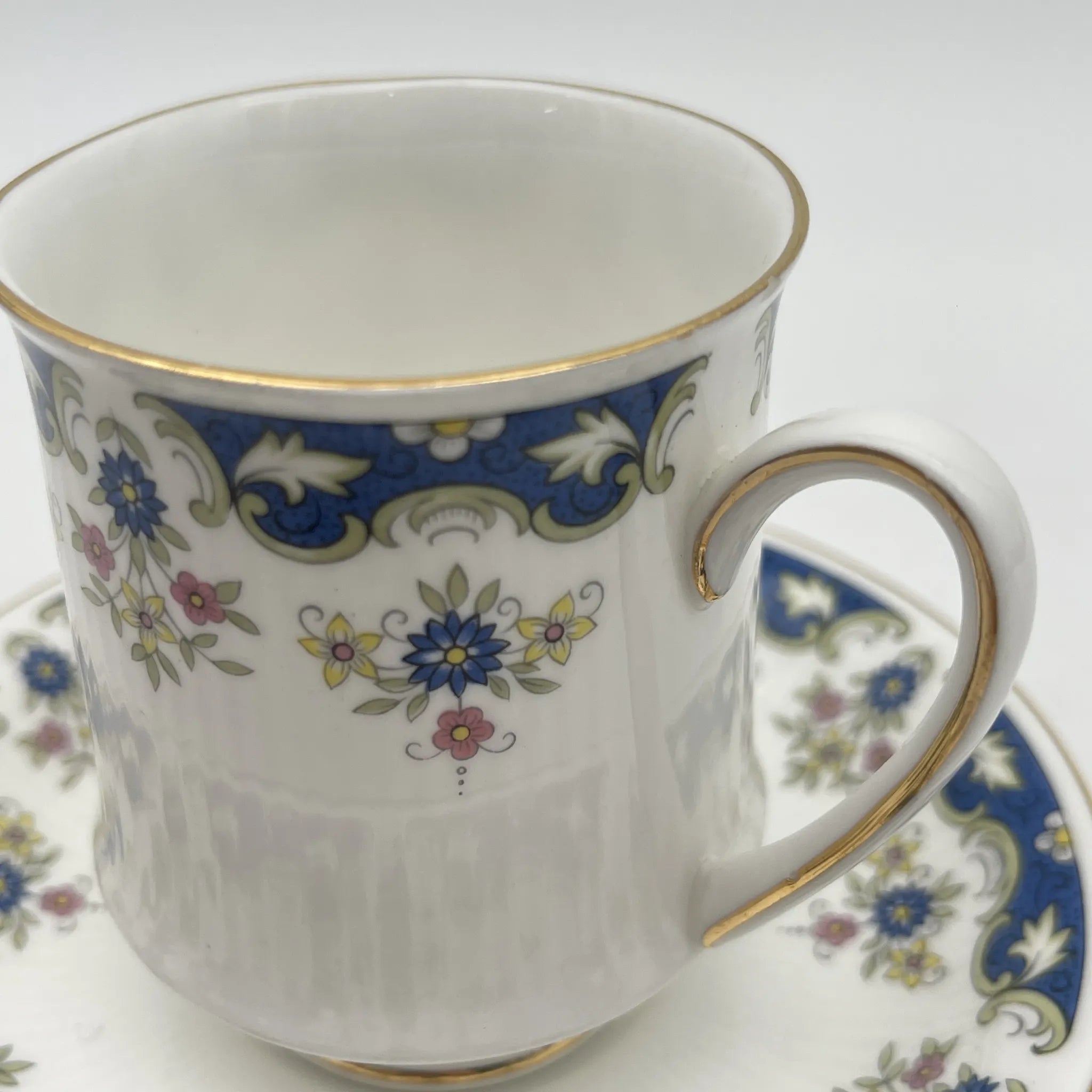 [Vintage] Cup & saucer 2P / Paragon / Coniston / Estimated mid-20C / Fine Bone China / England / Fluted, Cobalt, Small flower
