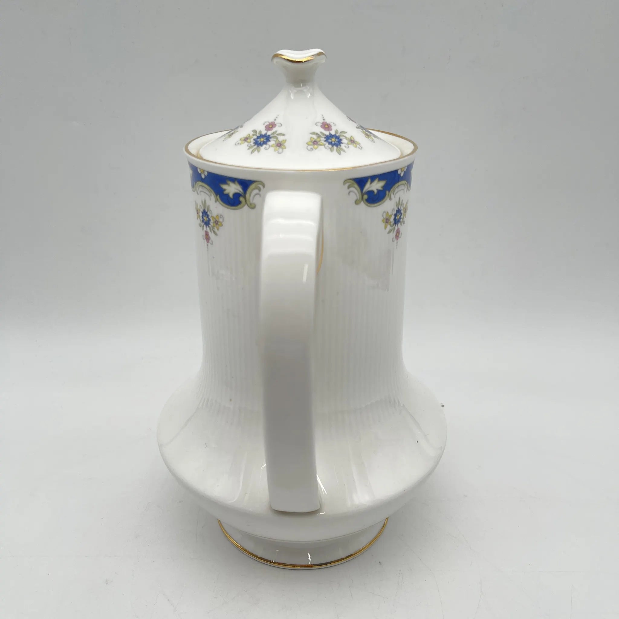 [Vintage] Coffee pot / Paragon / Coniston / Estimated mid-20C / Fine Bone China / England / Fluted, Cobalt, Small flower