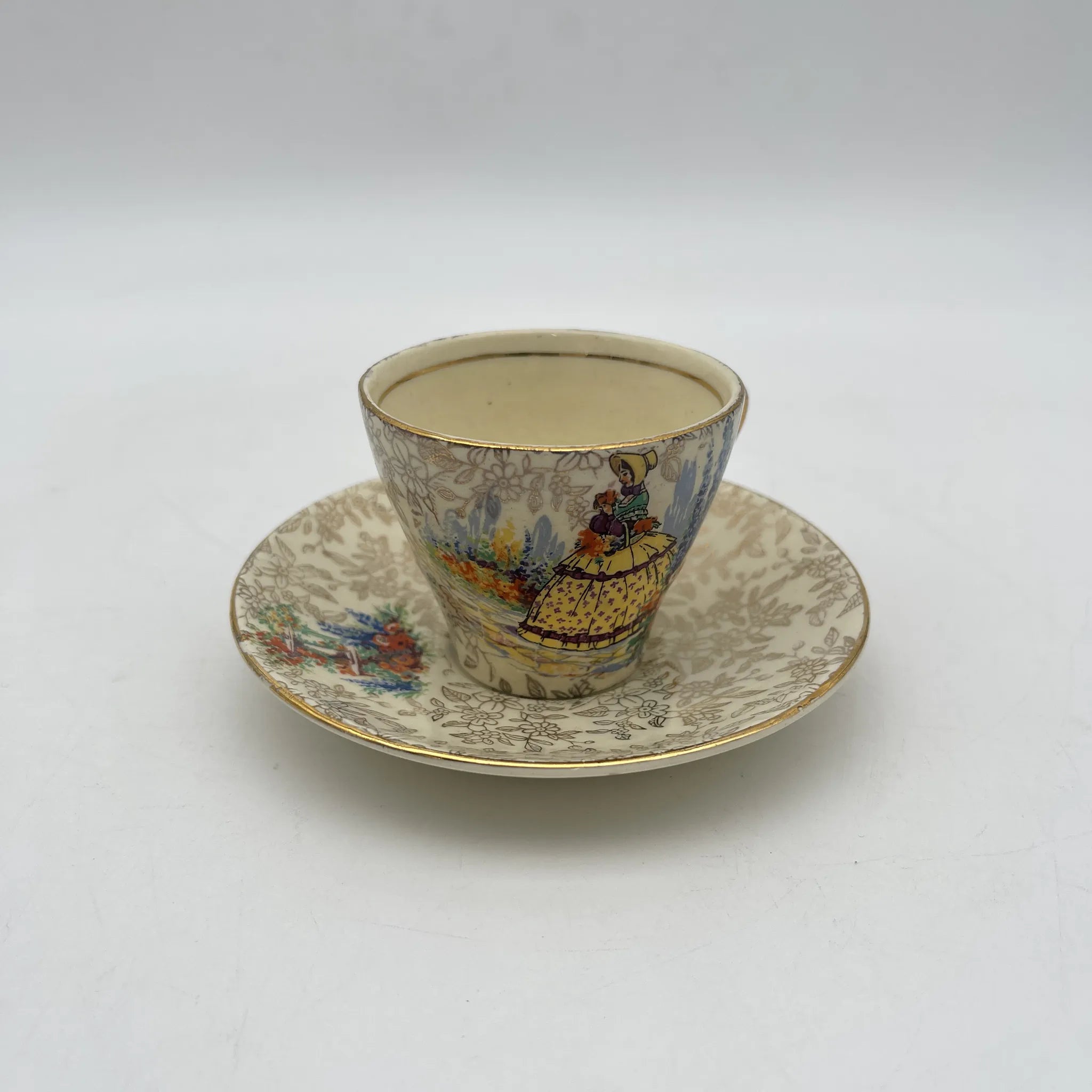 【复古】杯和碟子2p +碟子/ Empire Porcelain /估计20c中期/陶器/英国/ chinz
