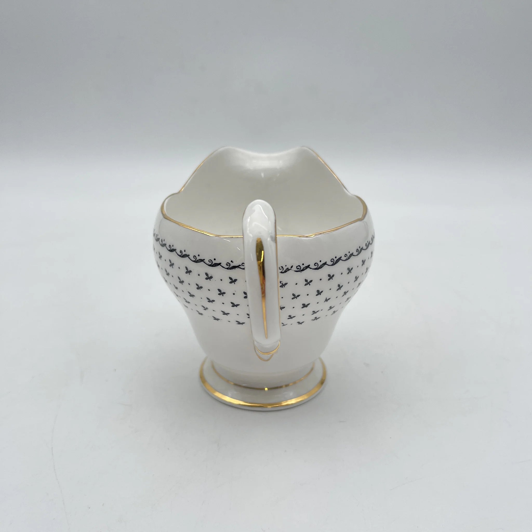 【复古】creamer / Queen Anne / Georgian /推测20c中期/ Fine Bone China /英国