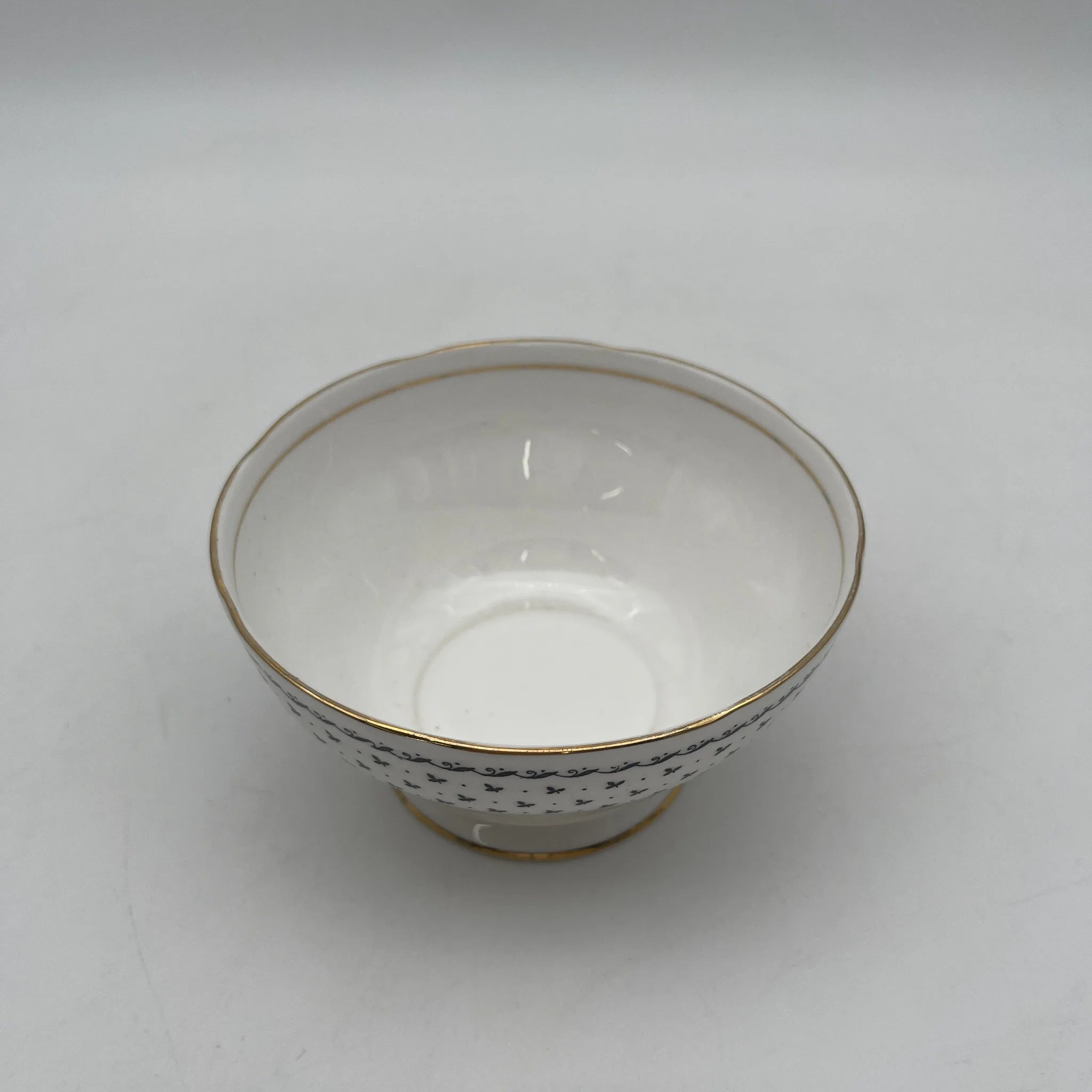 【复古】咖啡欧蕾碗/ Queen Anne / Georgian /推测20c中期/ Fine Bone China /英国