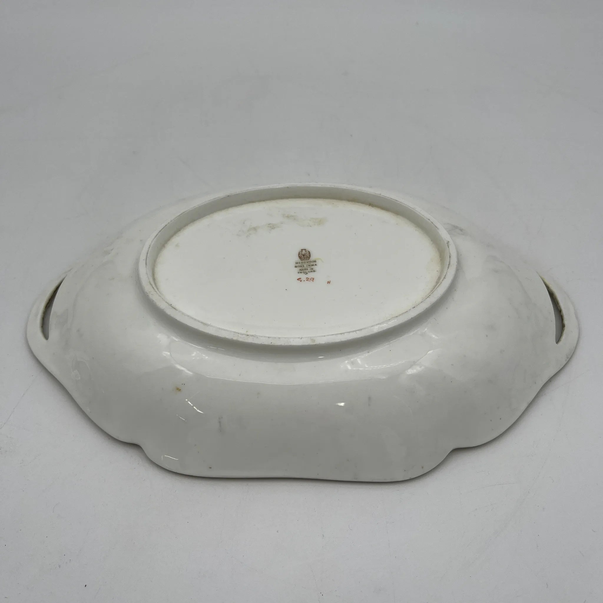 【复古】爵士菜（大盘）/ Wedgewood /估计20c中期/ Bone China /英国/手持，小花