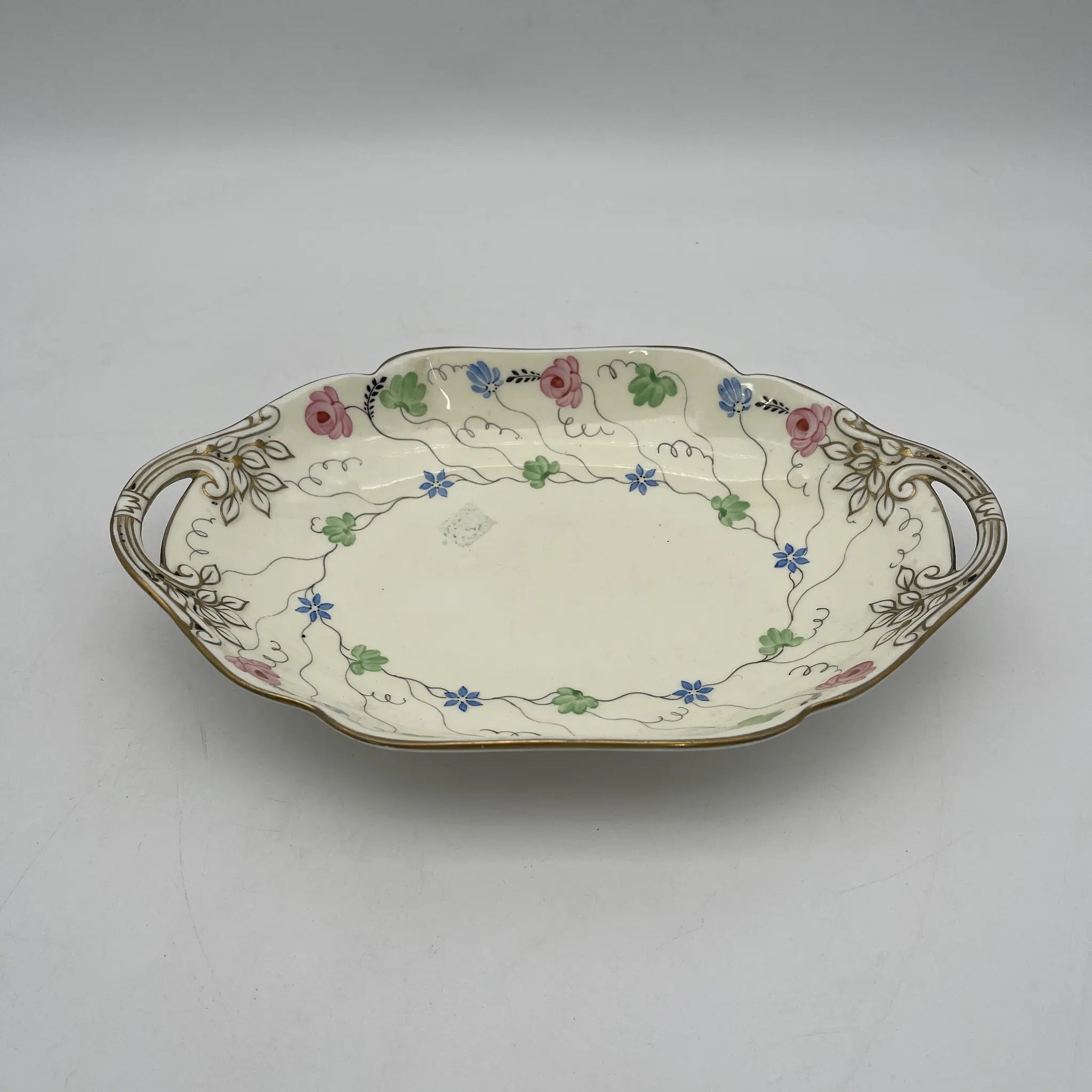 【复古】爵士菜（大盘）/ Wedgewood /估计20c中期/ Bone China /英国/手持，小花