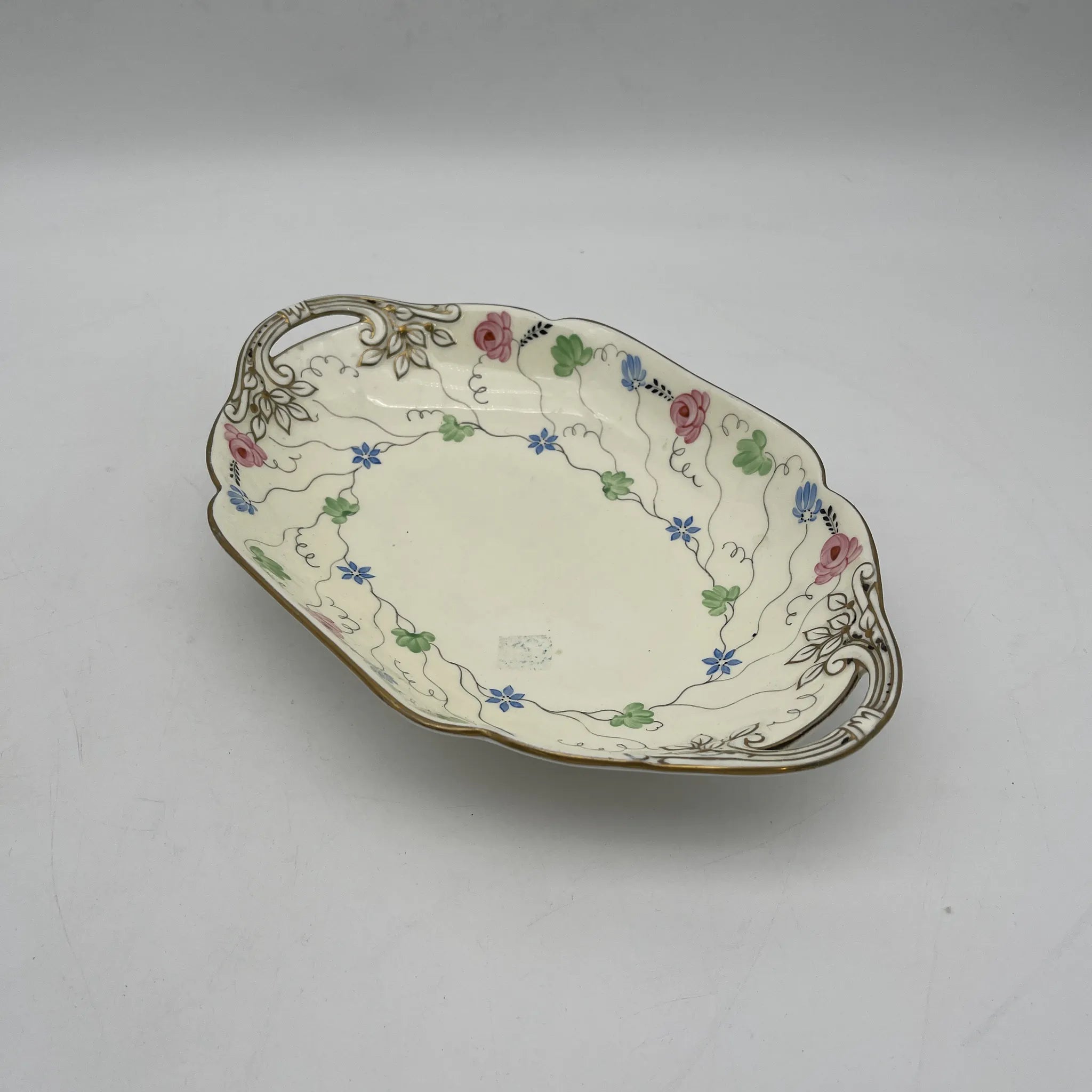 【复古】爵士菜（大盘）/ Wedgewood /估计20c中期/ Bone China /英国/手持，小花