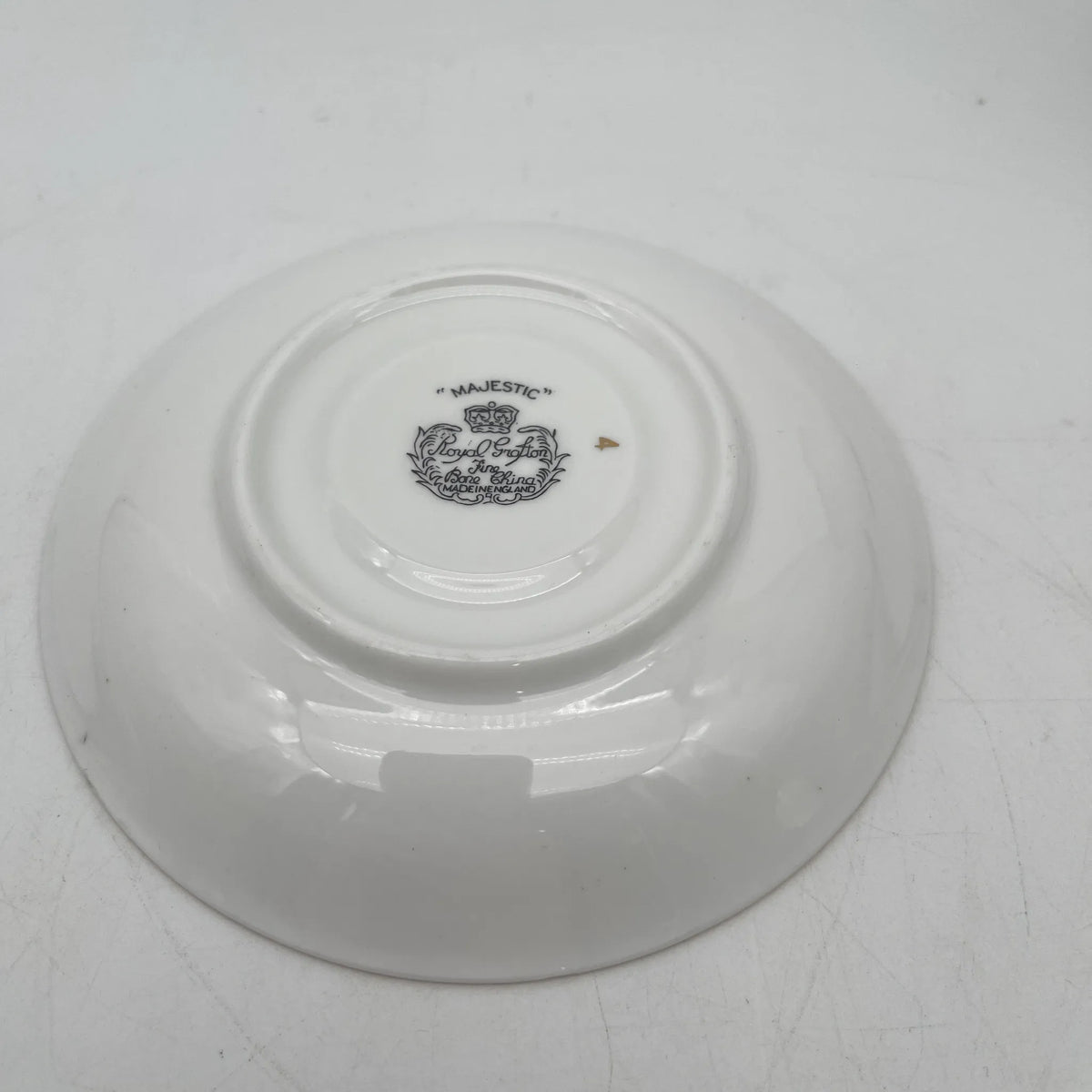 Royal Grafton / Trio (C&S+Dessert Plate) 2P / Majestic / Mid 20C / Fine Bone China / England / Gold, Arabesque, Wine Red, Western Tableware, Afternoon Tea / [Vintage]