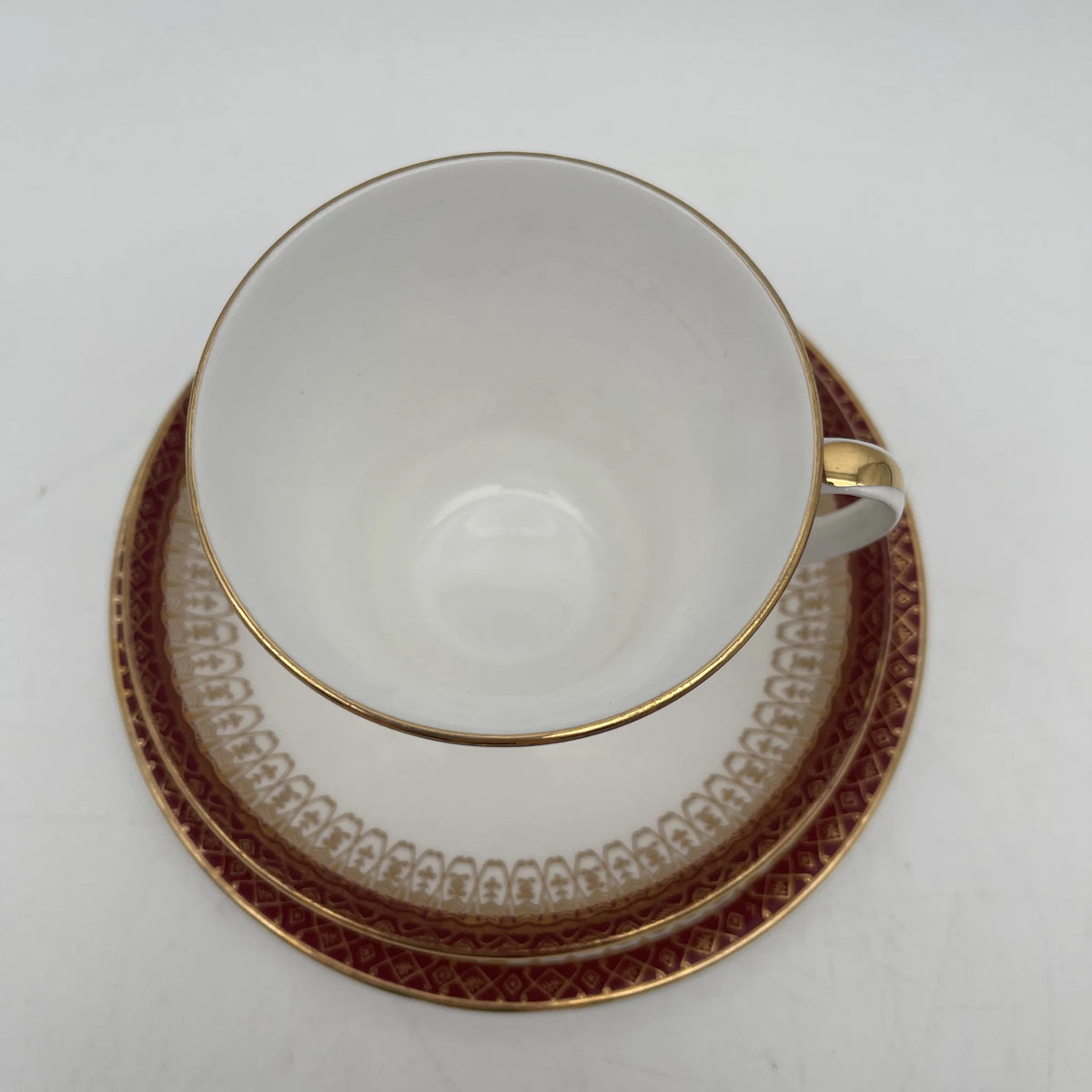 Royal Grafton / Trio (C&S+Dessert Plate) 2P / Majestic / Mid 20C / Fine Bone China / England / Gold, Arabesque, Wine Red, Western Tableware, Afternoon Tea / [Vintage]