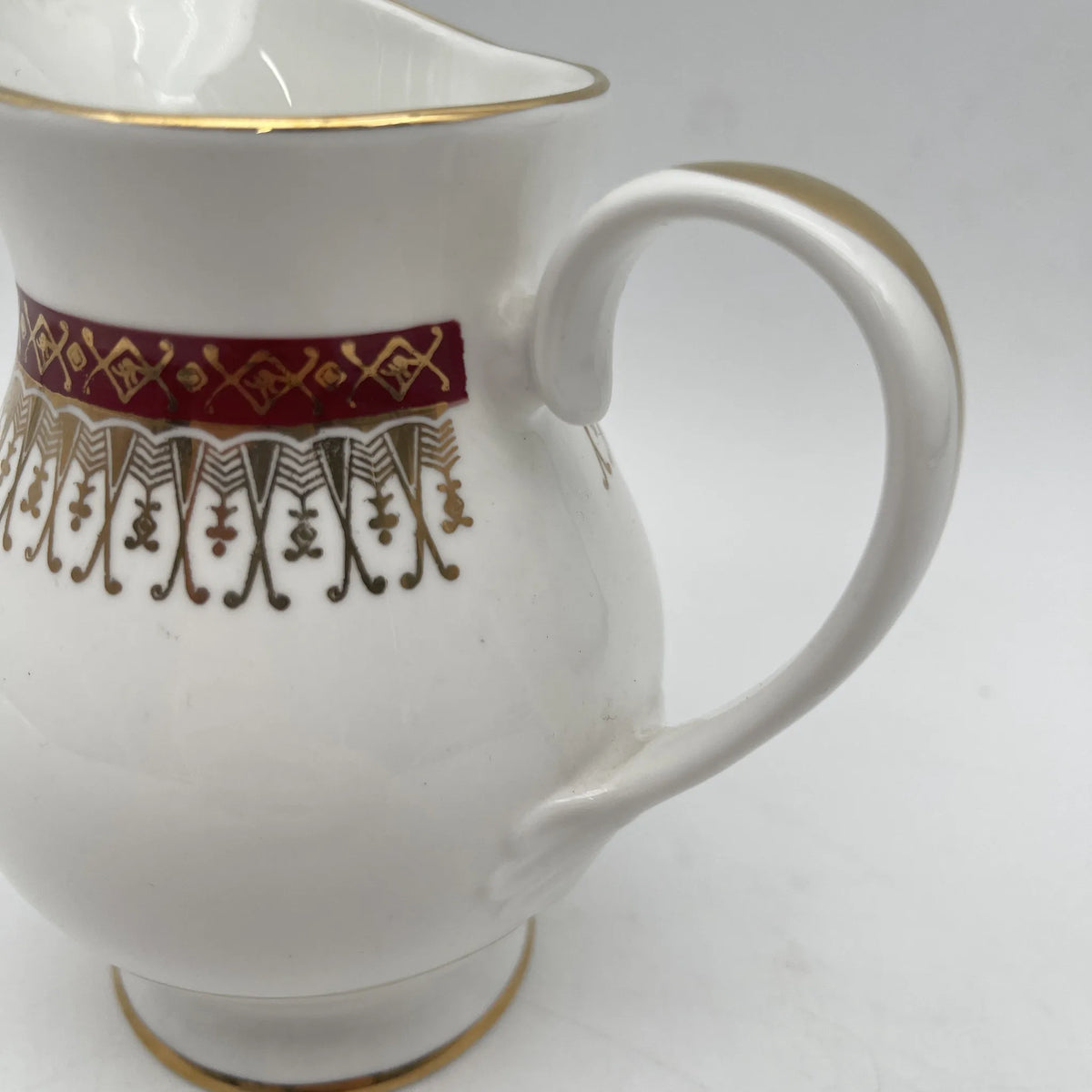 Royal Grafton /奶油/ Majestic / 20c中期/ Fine Bone China /英国/金彩，阿拉伯风格，酒红色，西式餐具，下午茶/ [复古]