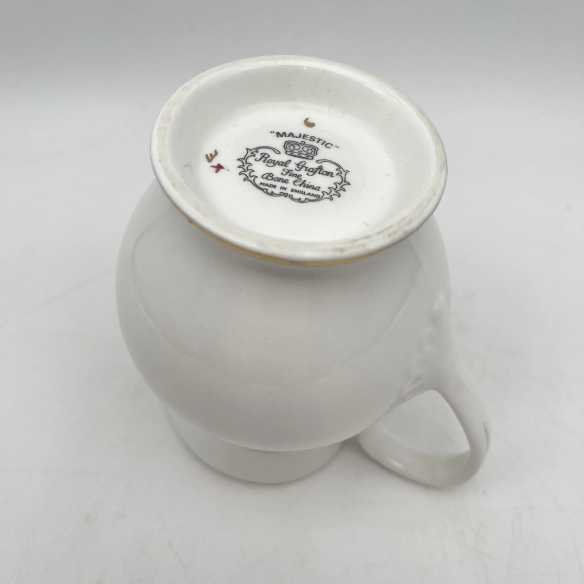 Royal Grafton /奶油/ Majestic / 20c中期/ Fine Bone China /英国/金彩，阿拉伯风格，酒红色，西式餐具，下午茶/ [复古]