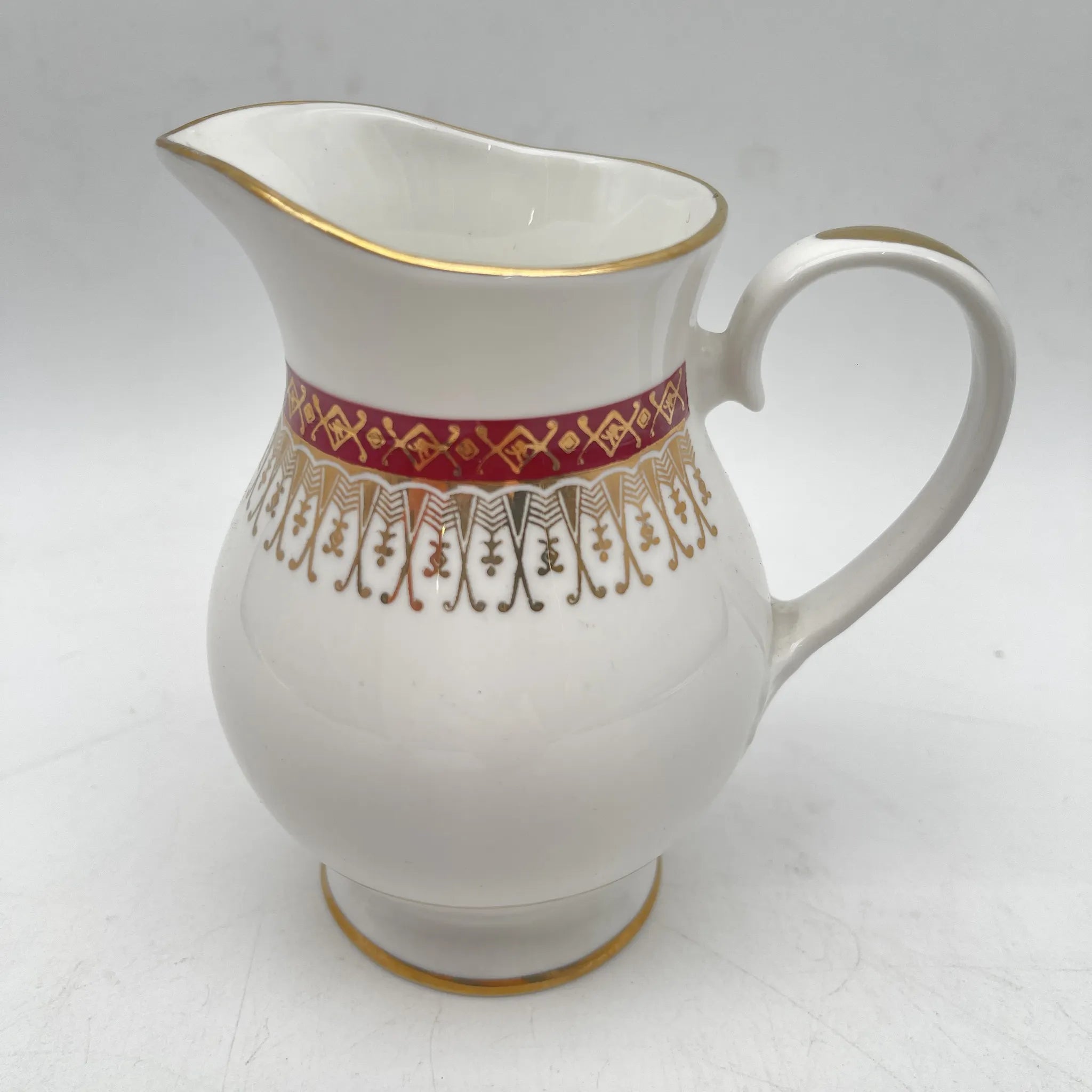 Royal Grafton /奶油/ Majestic / 20c中期/ Fine Bone China /英国/金彩，阿拉伯风格，酒红色，西式餐具，下午茶/ [复古]