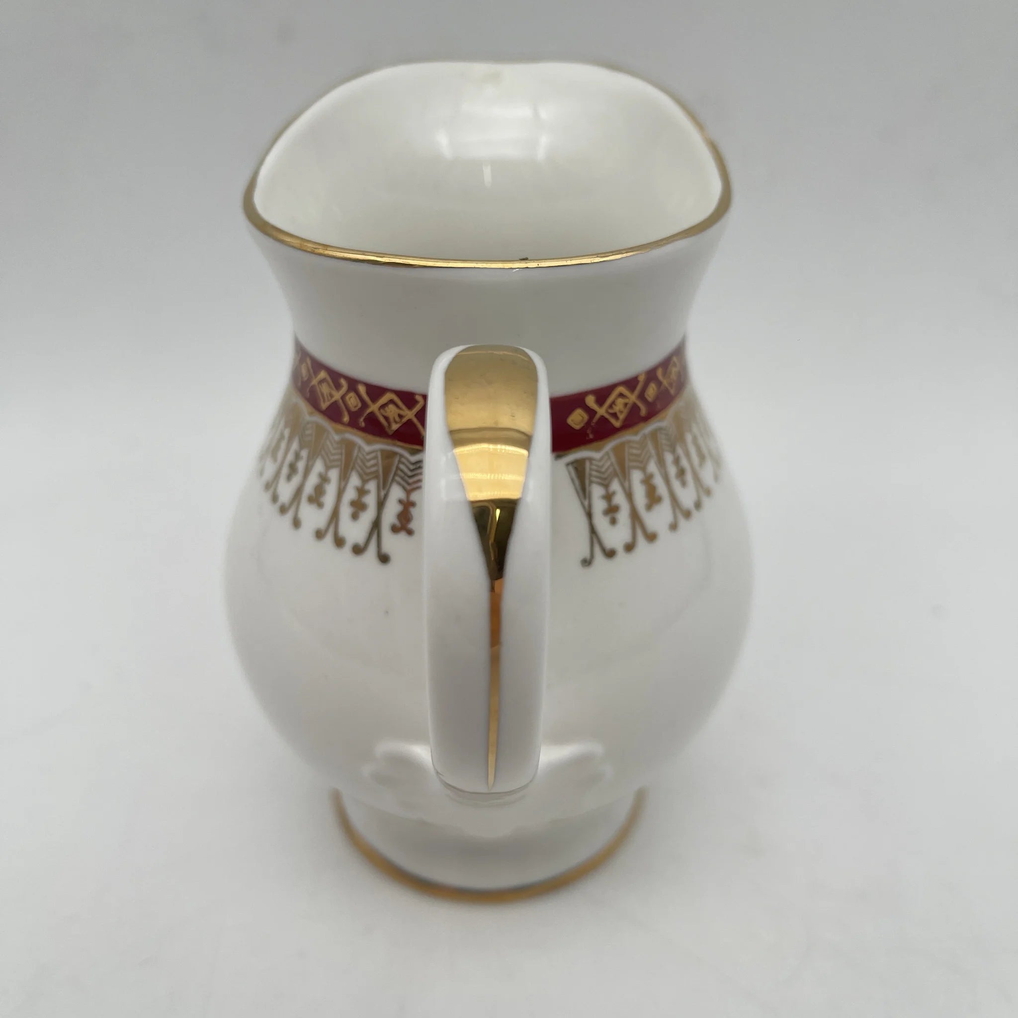 Royal Grafton /奶油/ Majestic / 20c中期/ Fine Bone China /英国/金彩，阿拉伯风格，酒红色，西式餐具，下午茶/ [复古]