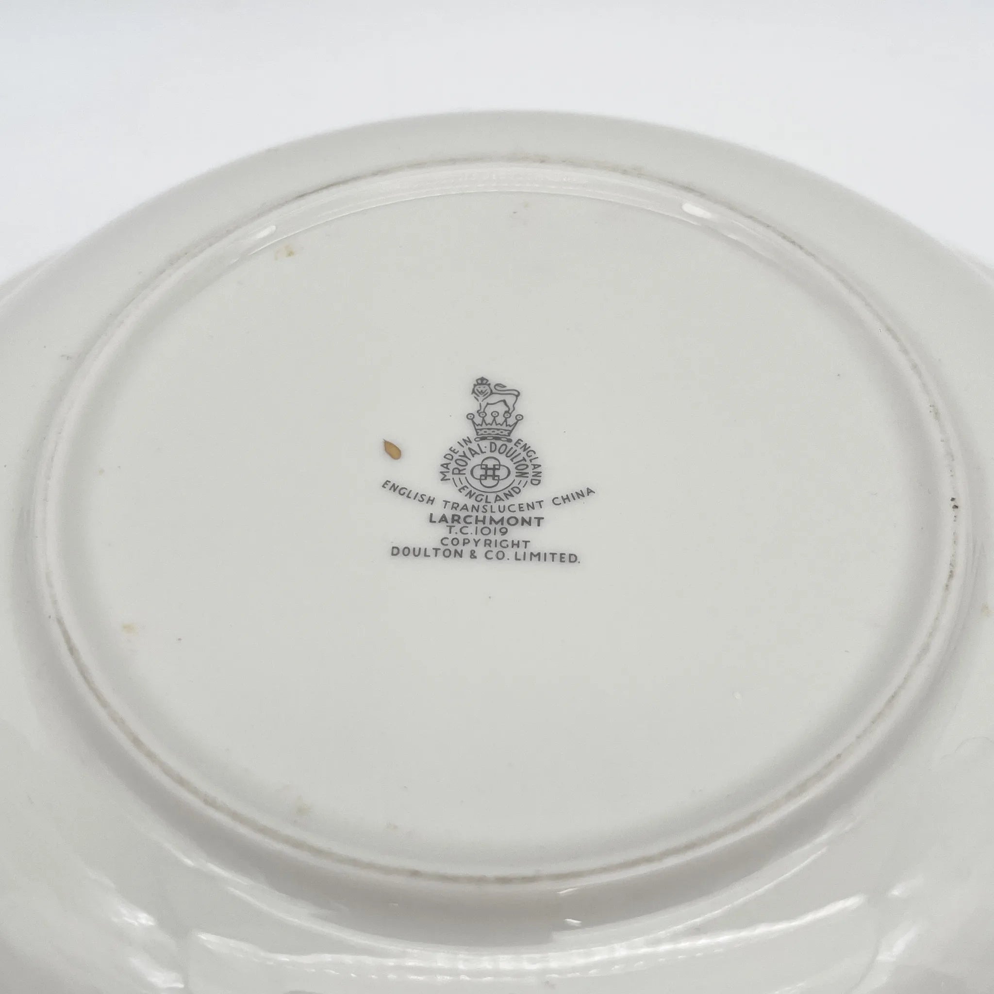Royal Doulton /带盖碗/ Larchmont / 20c中后期/瓷器/英国/金彩，西洋餐具，复古，叶纹，牡丹纹，白瓷/ [复古]